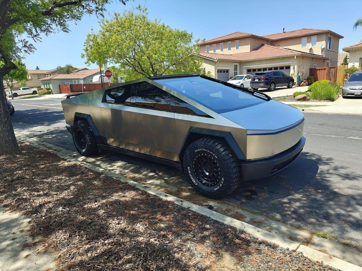 Tesla Cybertruck Cyberbeast w/ Cooper STT PRO Tires (325x65x18) + 18" Black Rhinos Wheels 1746134545348-a