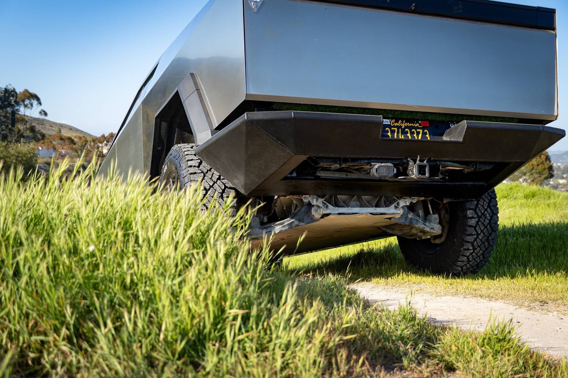 Tesla Cybertruck 💥 CYBERTRUCKco Heavy-Duty Aluminum Rear Bumper launched! 💥 aDSC03470