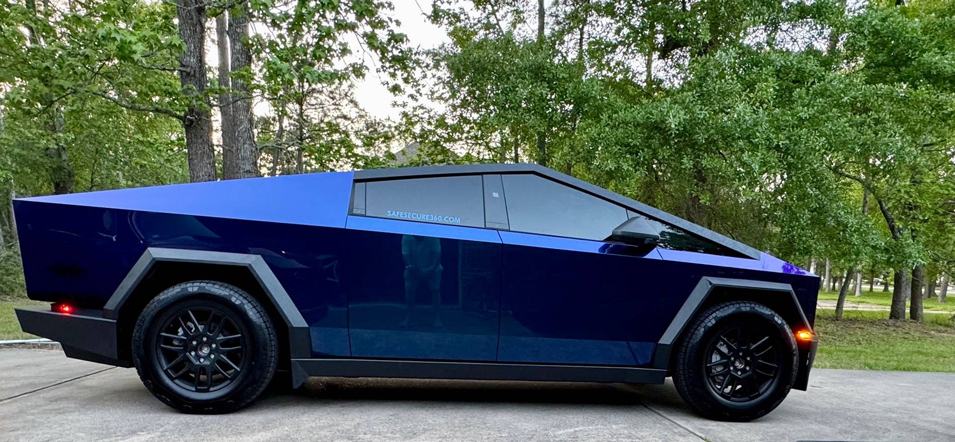 Tesla Cybertruck New Member From Houston 25’ Beast 1746369786270-1o