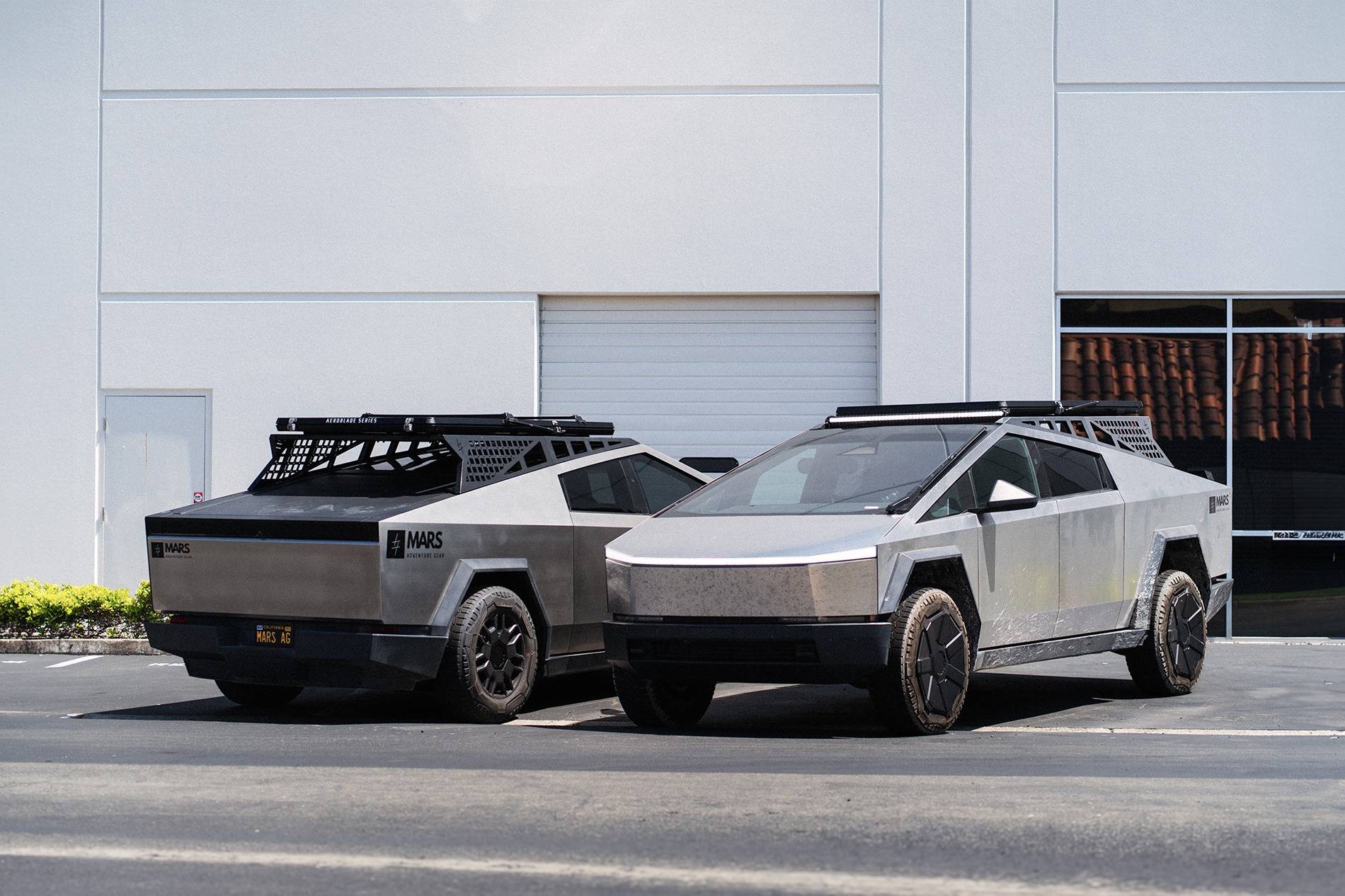 Tesla Cybertruck Cybertruck x Mars Adventure Gear: Show Us Your "Mars-Ready" Setup 1746476174727-i8
