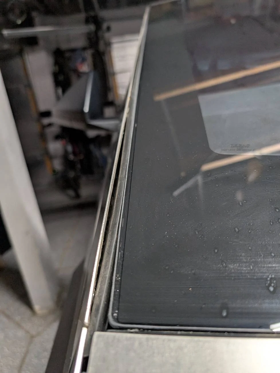 Tesla Cybertruck Cantrail Seal Installation and Other Delivery Issues PXL_20250506_042053933