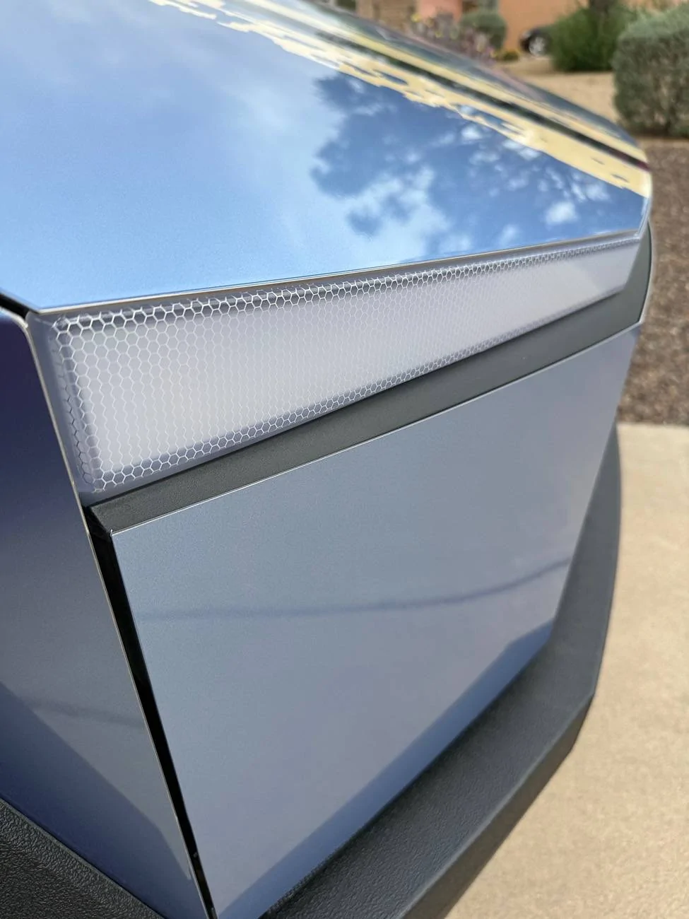 Tesla Cybertruck MARSAG.CO 50" Lightbar with VViViD Bio HEX+ Air-Tint Headlight Vinyl IMG_2872