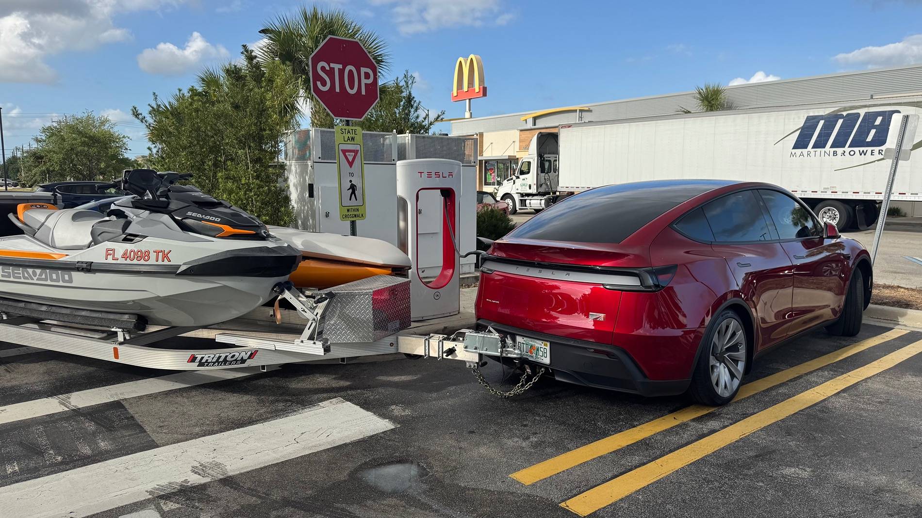 Tesla Cybertruck Range Extender Officially Cancelled! IMG_4497