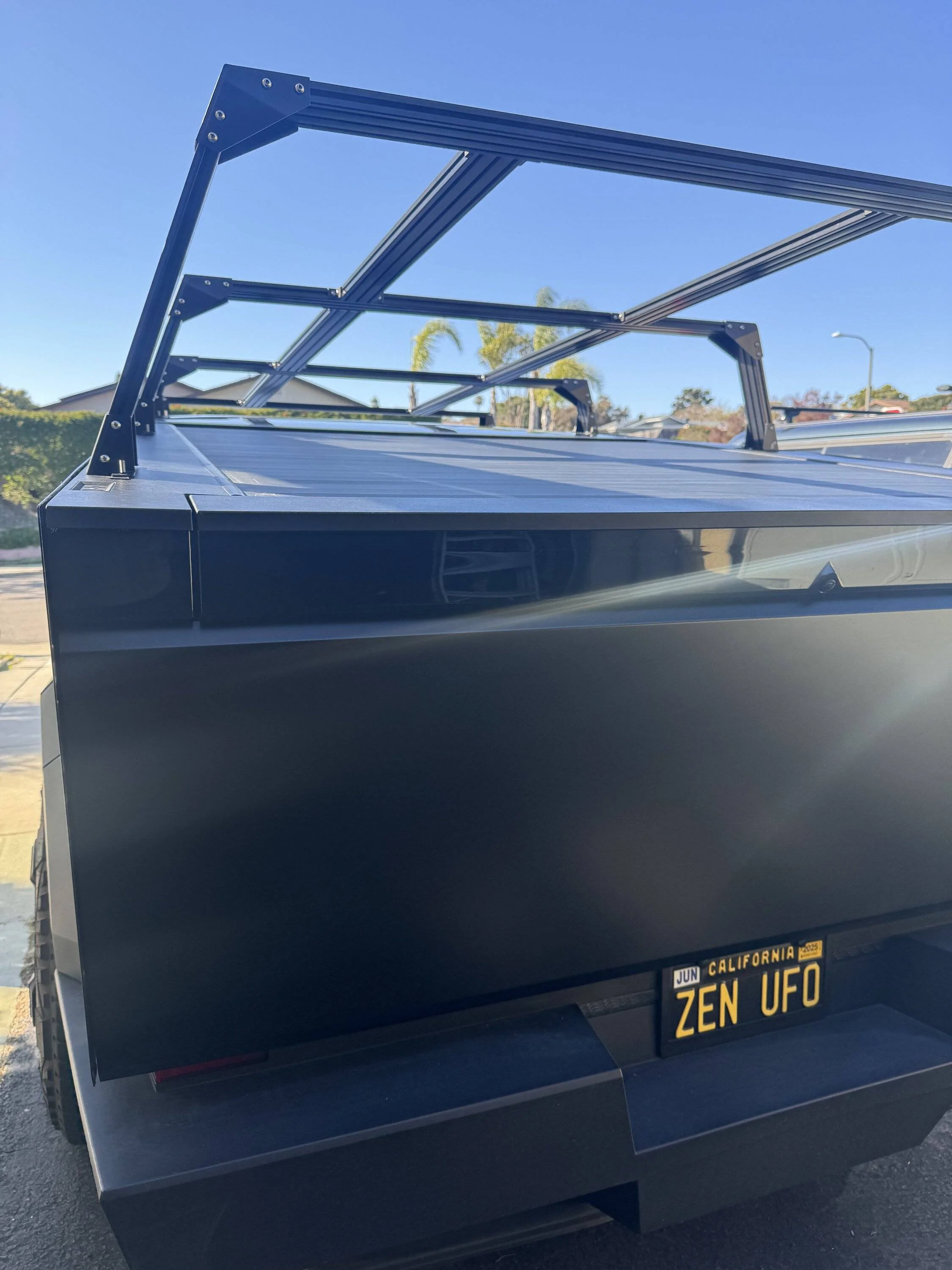 Tesla Cybertruck Review – CybertruckCo Bed Cap, and a brief camping/off-roading report IMG_3917