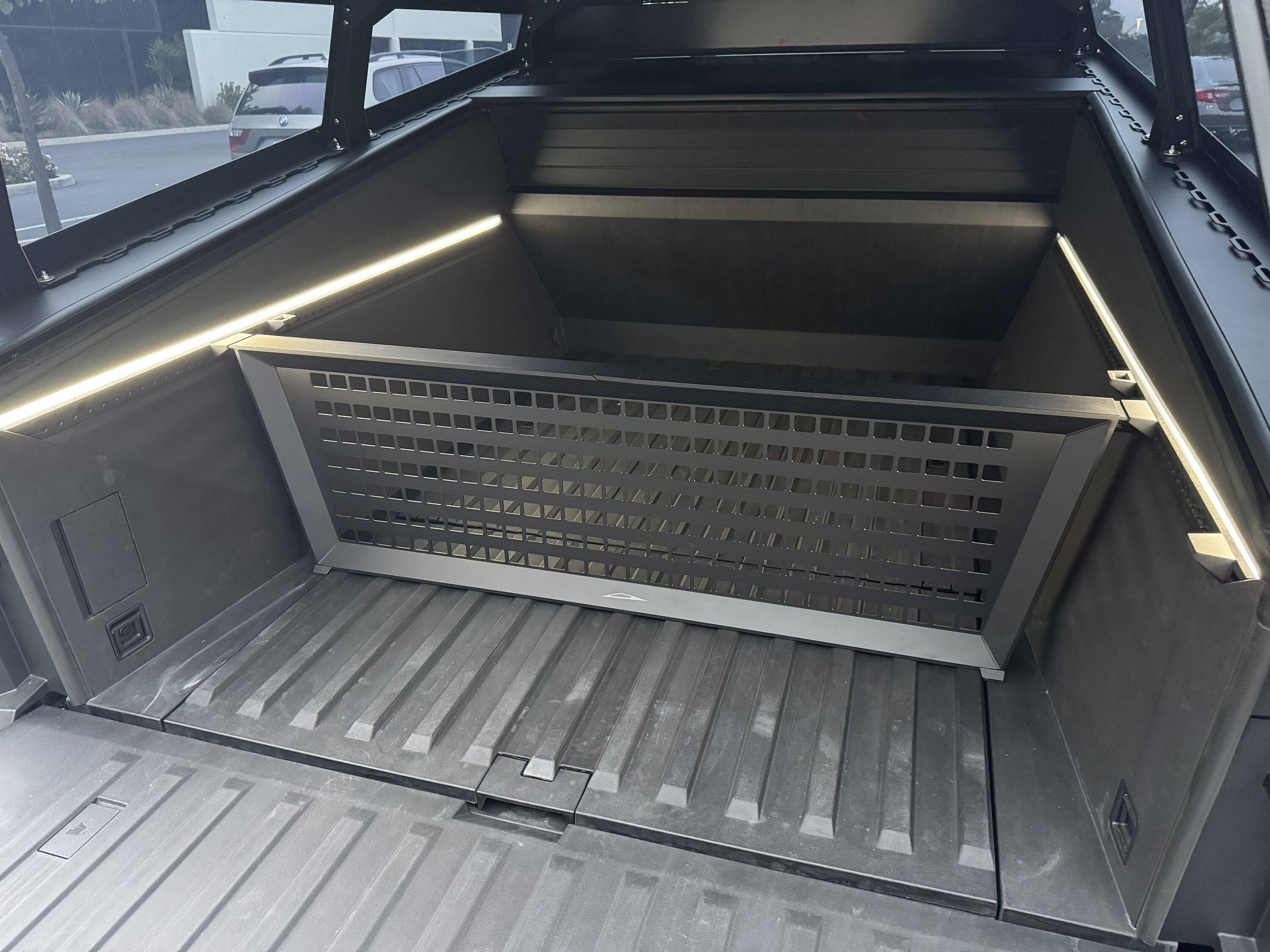 Tesla Cybertruck Review – CybertruckCo Bed Cap, and a brief camping/off-roading report IMG_3982.JPG