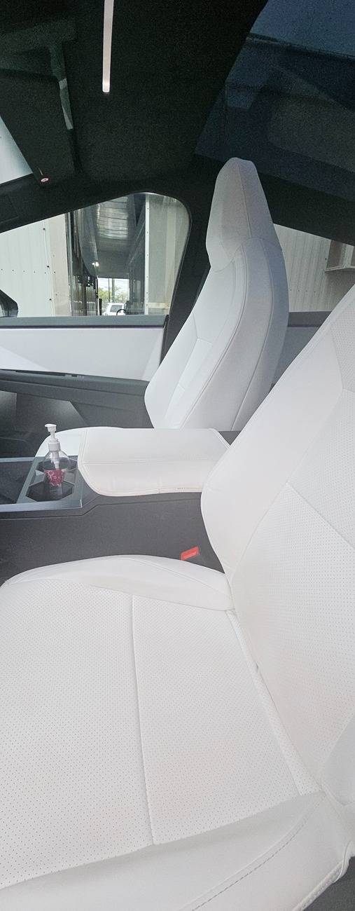 Tesla Cybertruck For those with white interior, any regrets? 17468019845562209304872792111168
