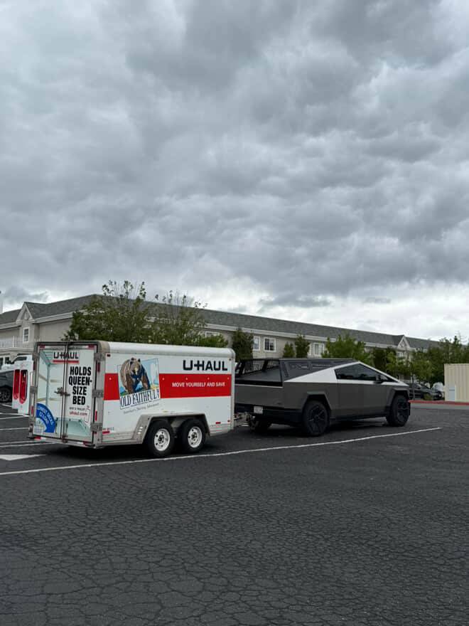 Tesla Cybertruck Urander Rack Mega Thread – Post Your Setup! 4D65F314-9334-4FB3-A3CD-6F8FFB9E285A