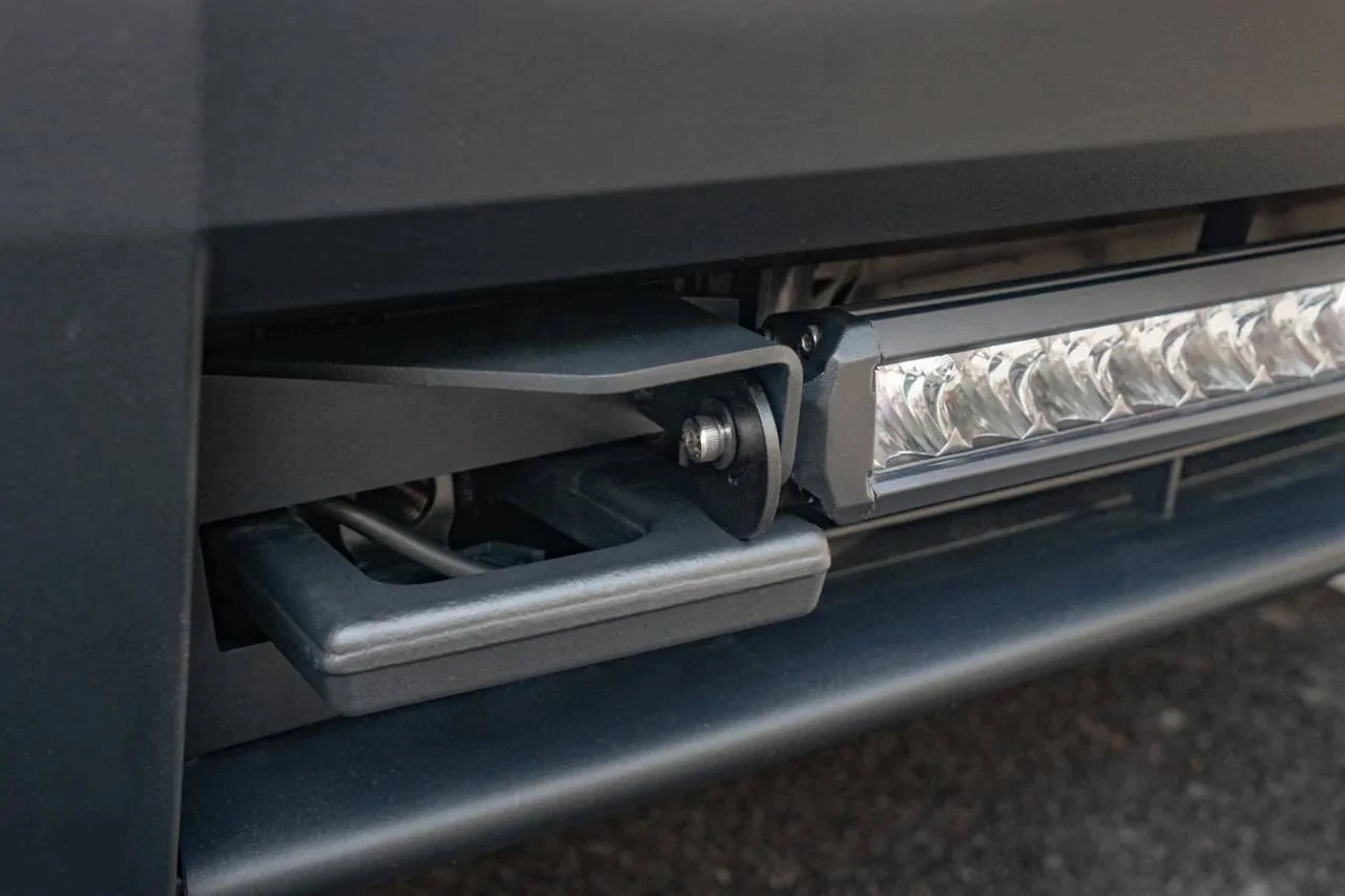 Tesla Cybertruck NEW Bumper Insert LED Lightbar - 40" Curved Light Bar / 48v (no converter!) / Retain Tow Hook Functionality - T Sportline 01_CYB_-_40__Lightbar_Install_-_Web-12_4000x.progressiv