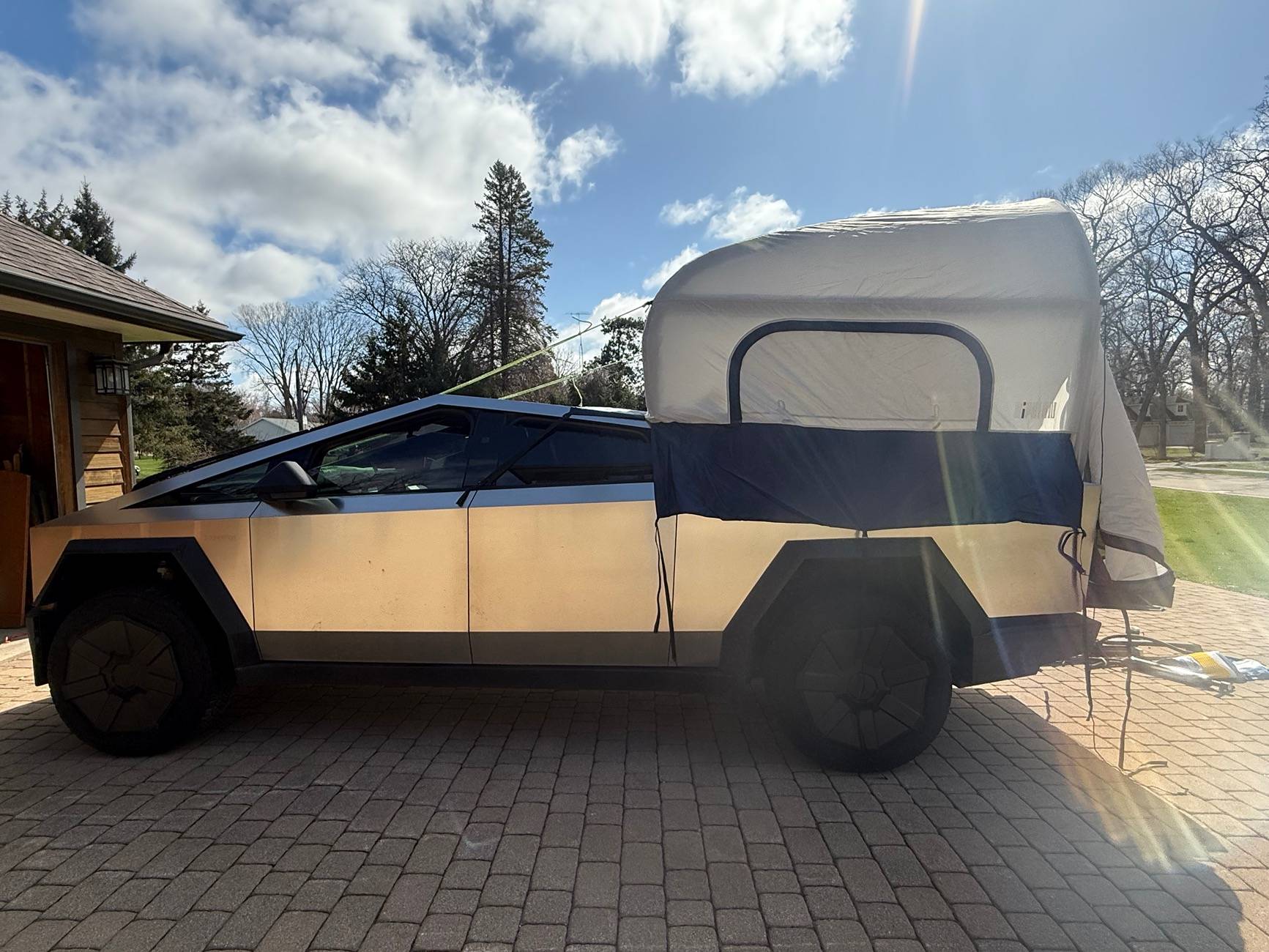Tesla Cybertruck CYBER TENT. 50 BUCKS ON AMAZON. IMG_9054
