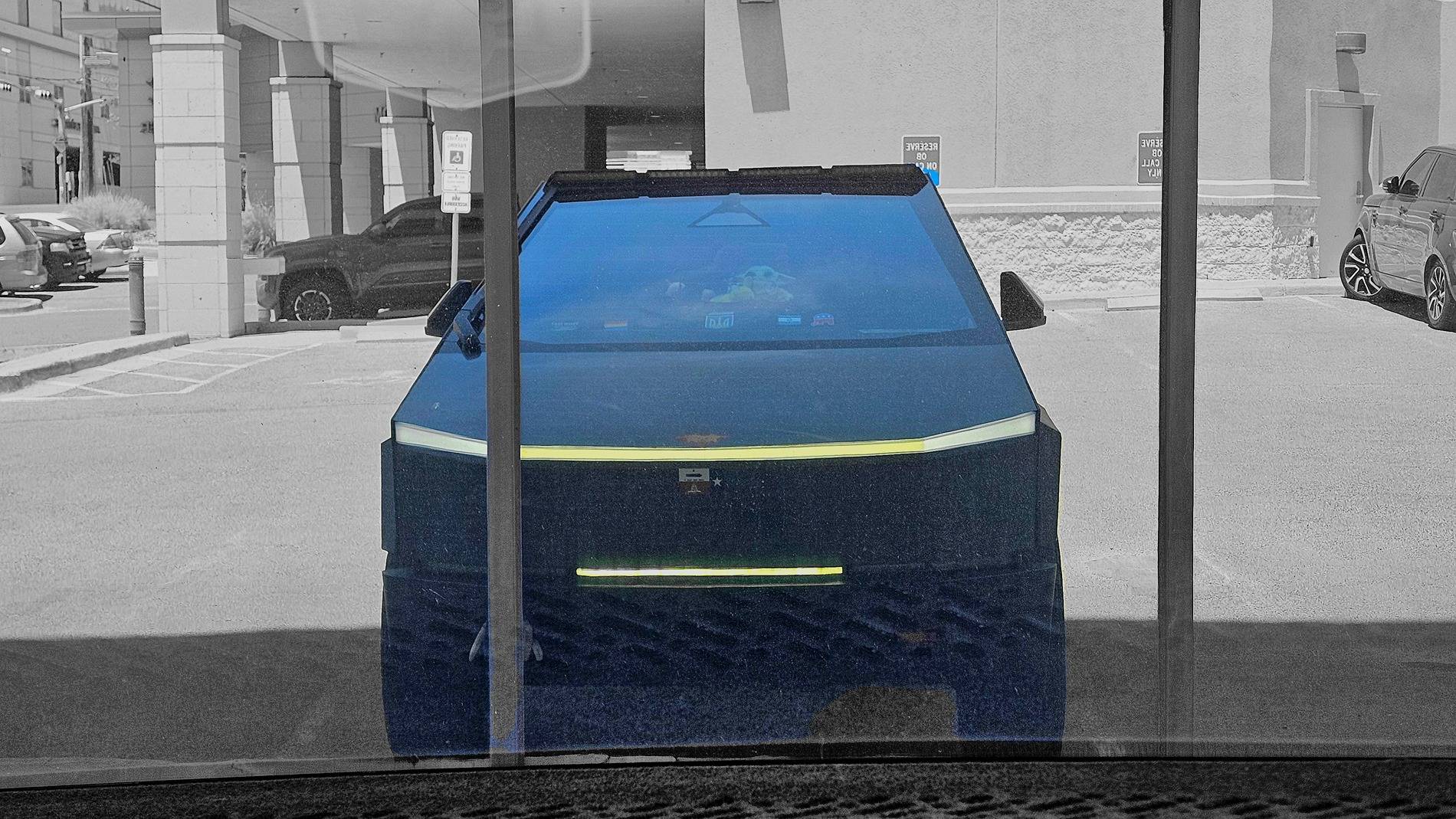 Tesla Cybertruck Daily random Cybertruck photos thread - Post Yours! 📸 🤳 20250511_132710
