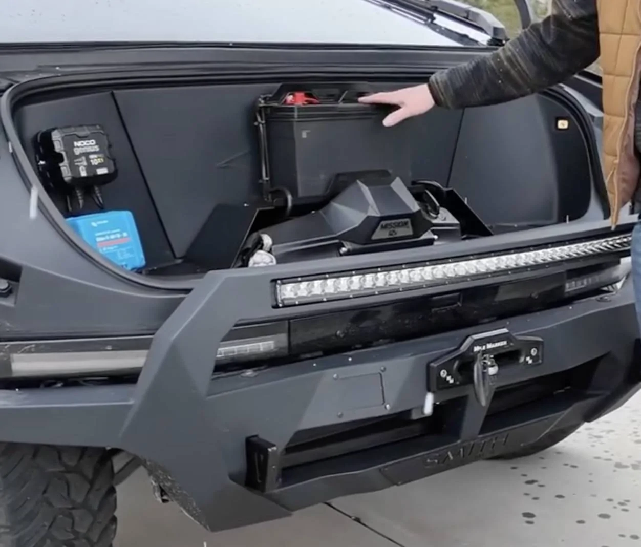 cybertruck frunk winch mission.jpg