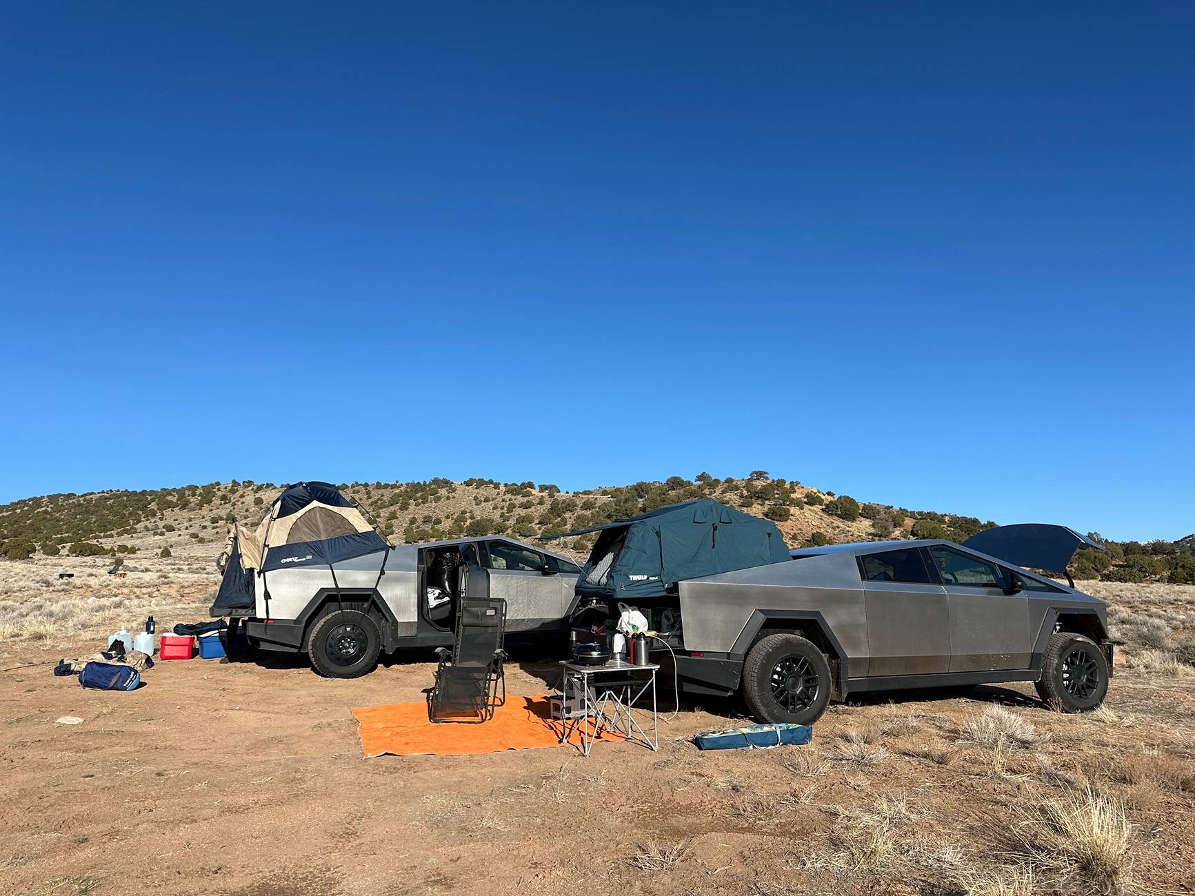 Tesla Cybertruck CYBER TENT. 50 BUCKS ON AMAZON. IMG_1977