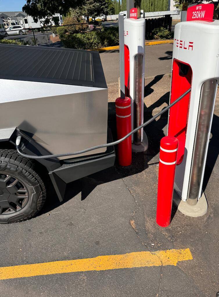 Tesla Cybertruck First Cybertruck Swing Arm Spare Tire Carrier (by Wilco Offroad)!! 1747260878108-vb
