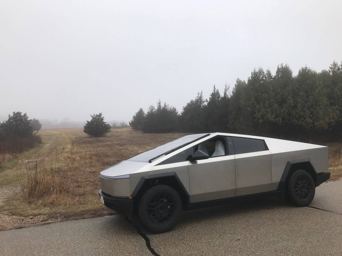 Tesla Cybertruck 🛻 BestEvMod May Giveaway – Let’s Roll. IMG_4530