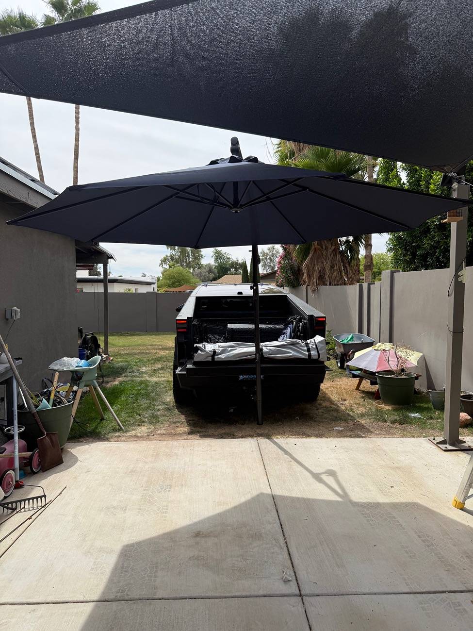 Tesla Cybertruck Hitch mounted umbrella - here's a good option IMG_2727