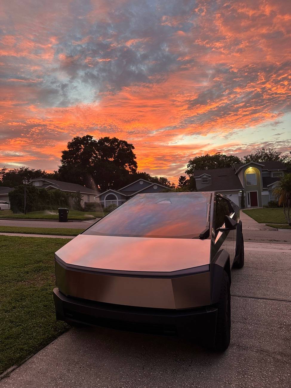 Tesla Cybertruck 🛻 BestEvMod May Giveaway – Let’s Roll. IMG_0328