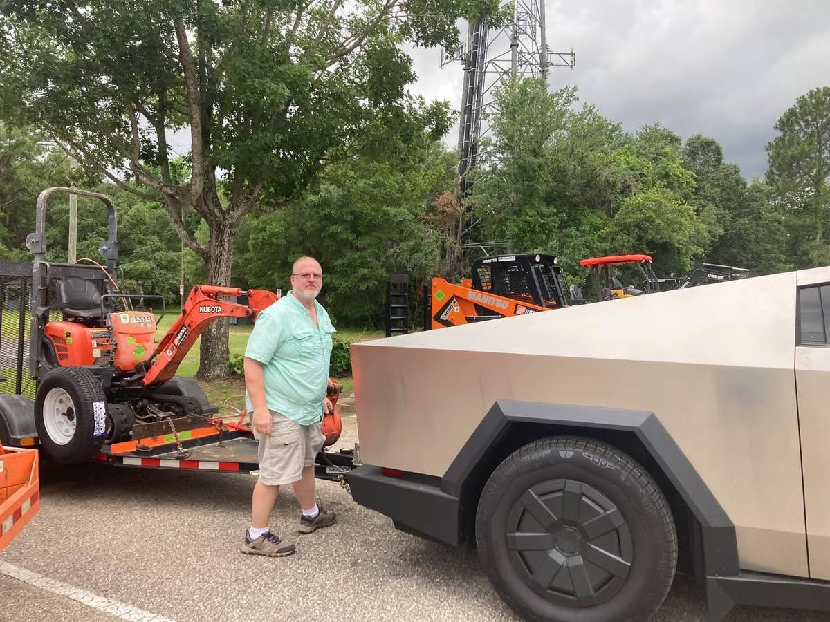 Tesla Cybertruck 🛻 BestEvMod May Giveaway – Let’s Roll. IMG_4086