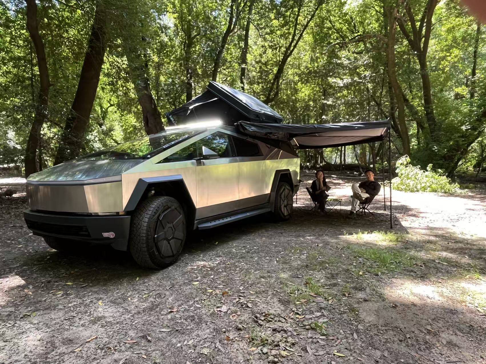 Tesla Cybertruck Introducing Urander Flat Panel Rack – In Stock & Ready to Ship! IMG_3059.JPG