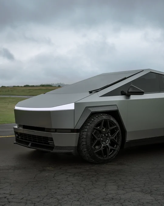 Tesla Cybertruck Pre-order open: body kit for Tesla Cybertruck by Renegade Design 8 (2)