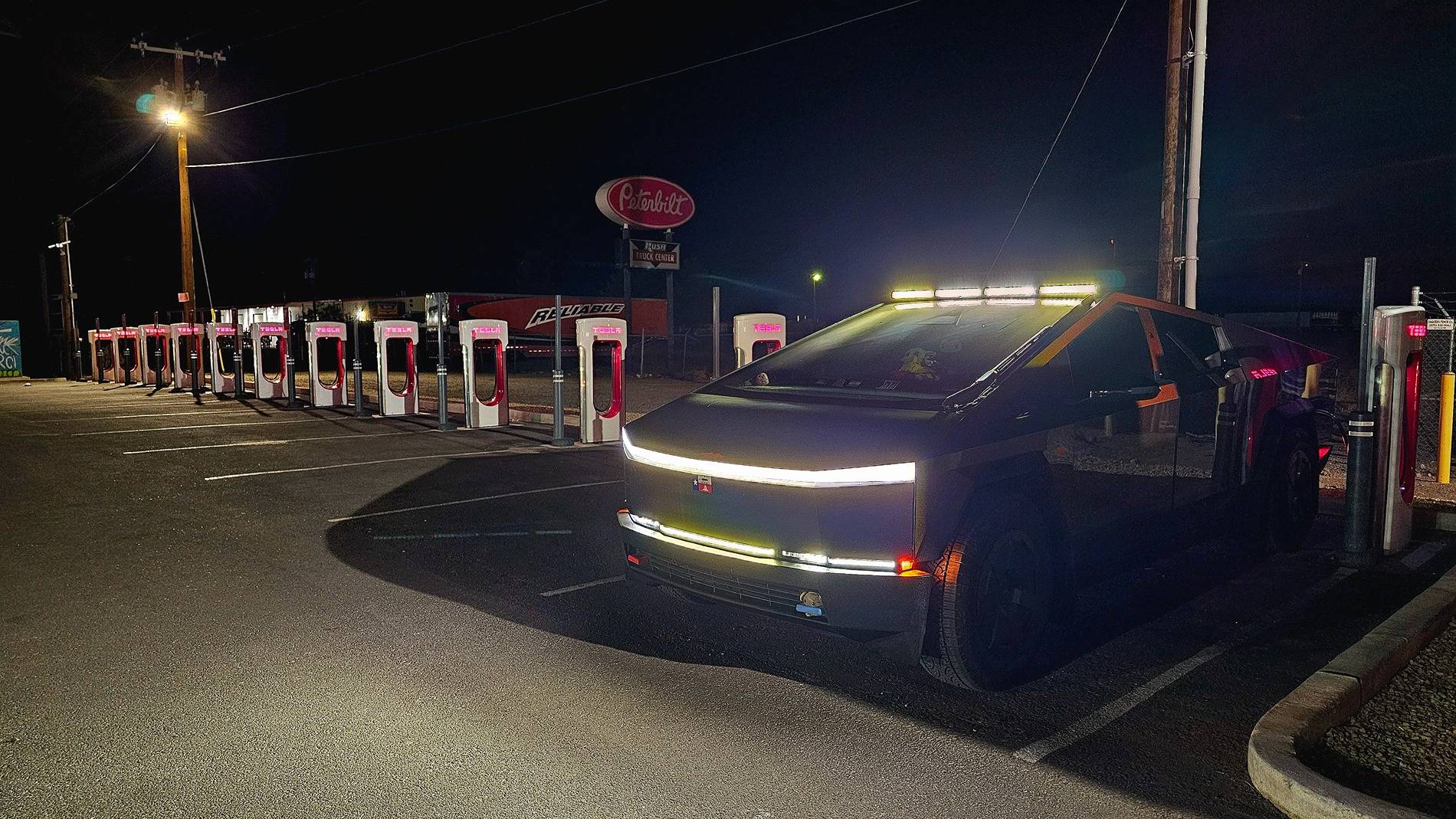Tesla Cybertruck 🛻 BestEvMod May Giveaway – Let’s Roll. 20250519_013050