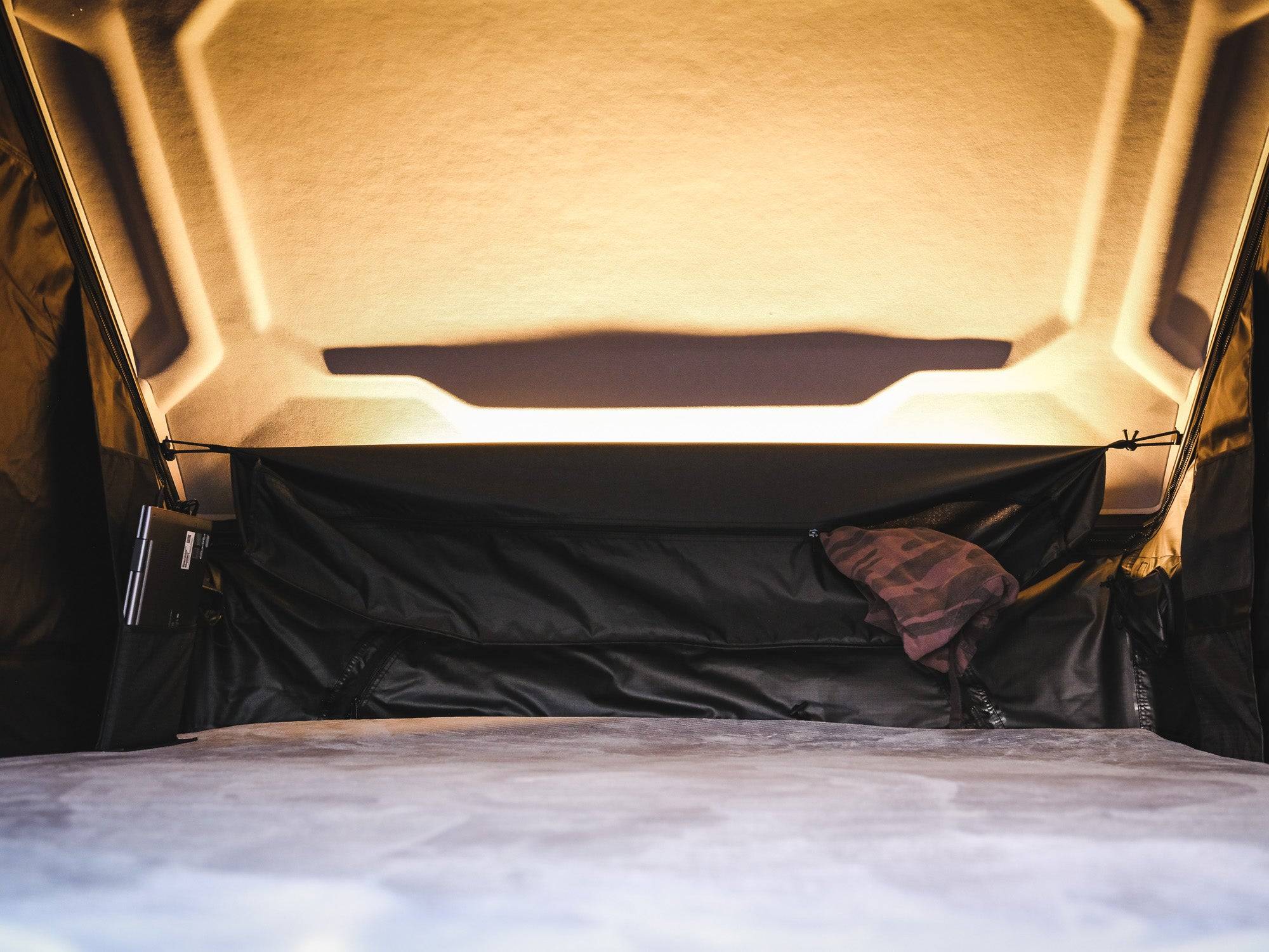 Tesla Cybertruck [URANDER NEW RELEASE] Ultra-Slim Hard Shell Queen Size Rooftop Tent – Built for Comfort, Designed for Your Cybertruck SL-35