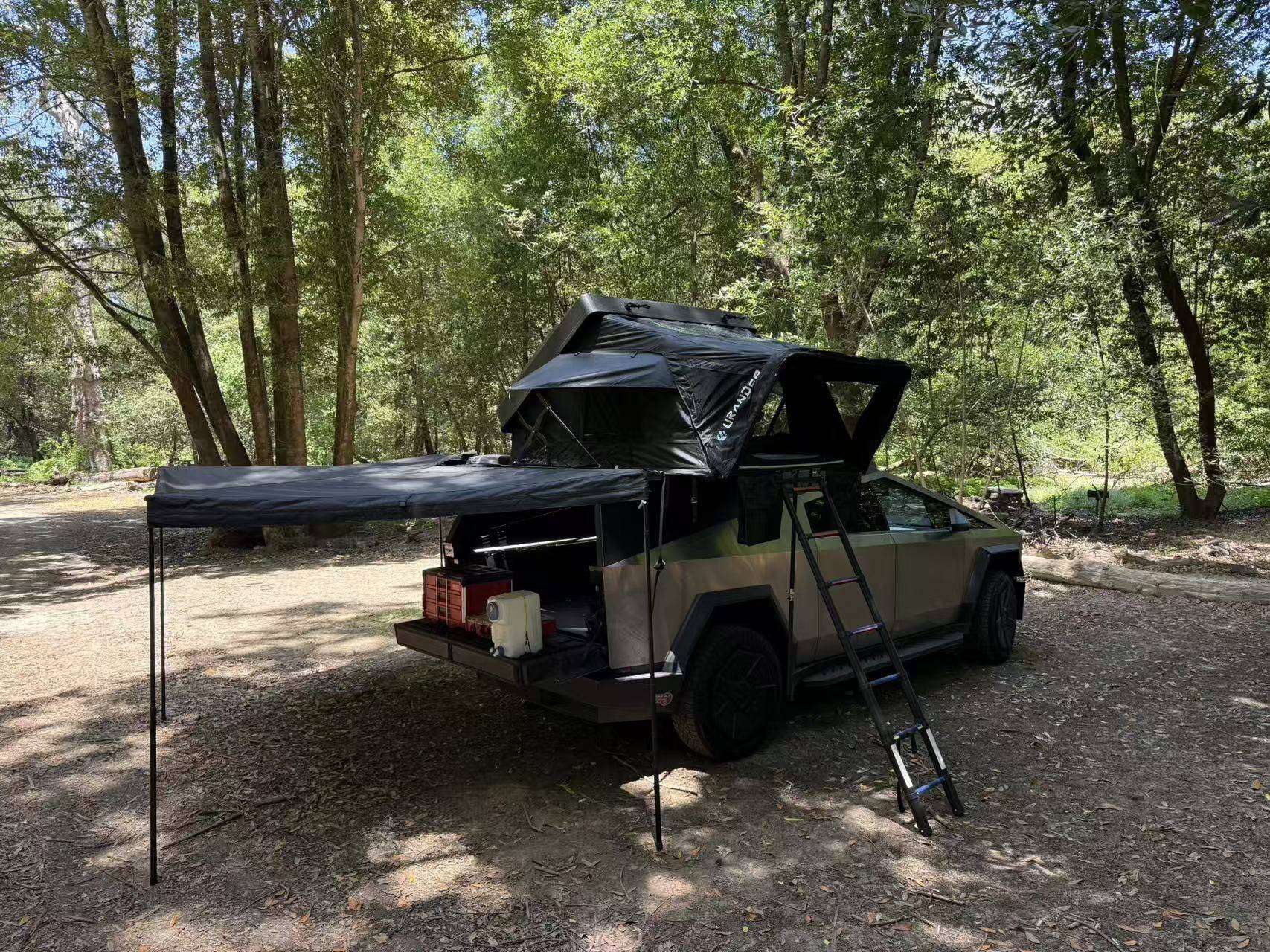 Tesla Cybertruck Urander 270 Awning Install With Mars RTT 1f01ad01b650094eecacc6bd695498d9.JPG