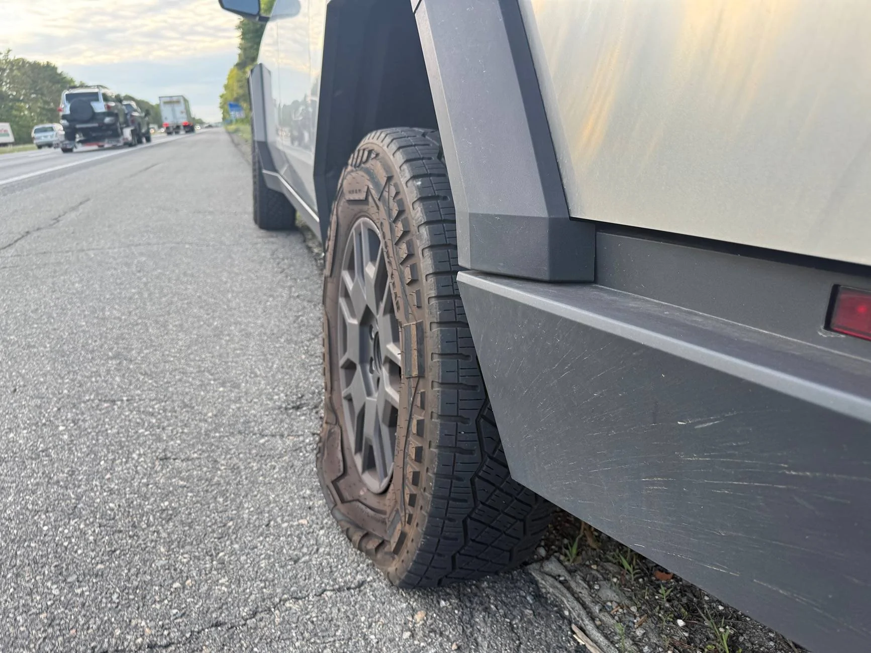 Tesla Cybertruck What do you do if you have a flat tire IMG_1605