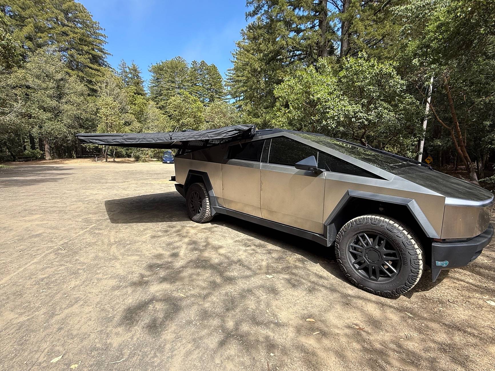 Tesla Cybertruck Urander Rack Mega Thread – Post Your Setup! IMG_7033