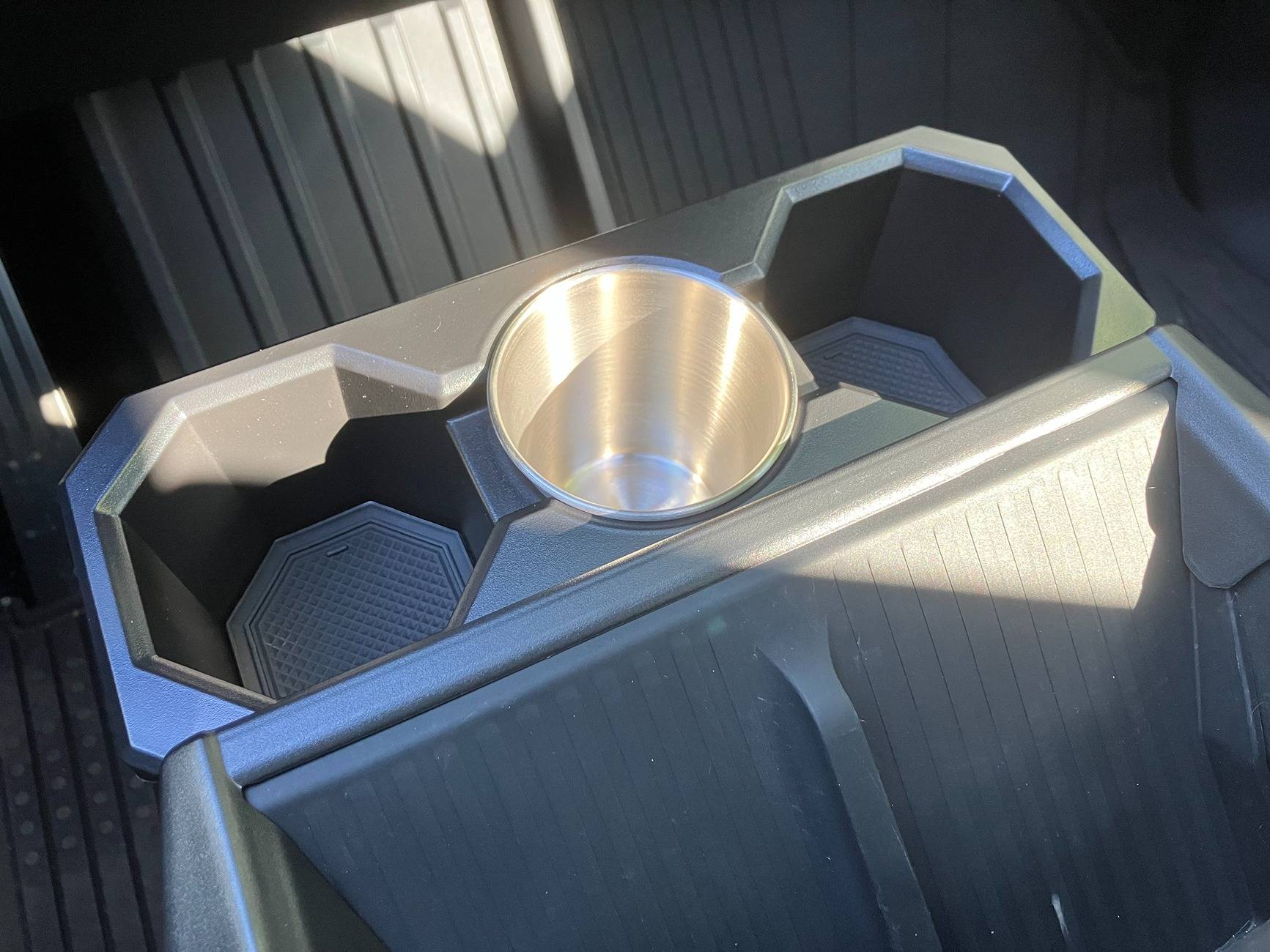 Tesla Cybertruck Foronetry Center Console Storage Organizer Review 1748271175336-cy