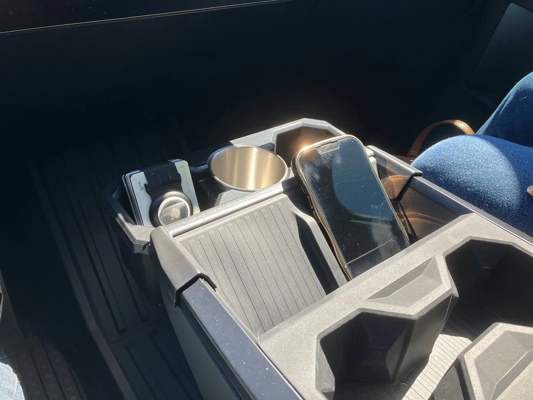 Tesla Cybertruck Foronetry Center Console Storage Organizer Review IMG_2238