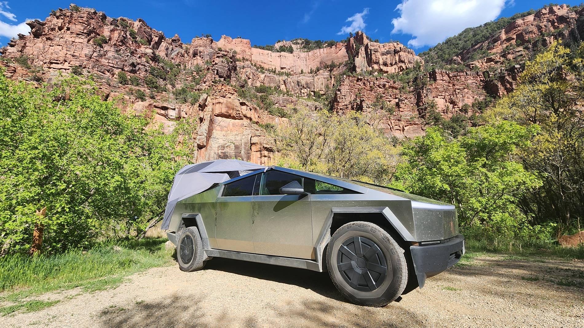 Tesla Cybertruck Daily random Cybertruck photos thread - Post Yours! 📸 🤳 1000013470