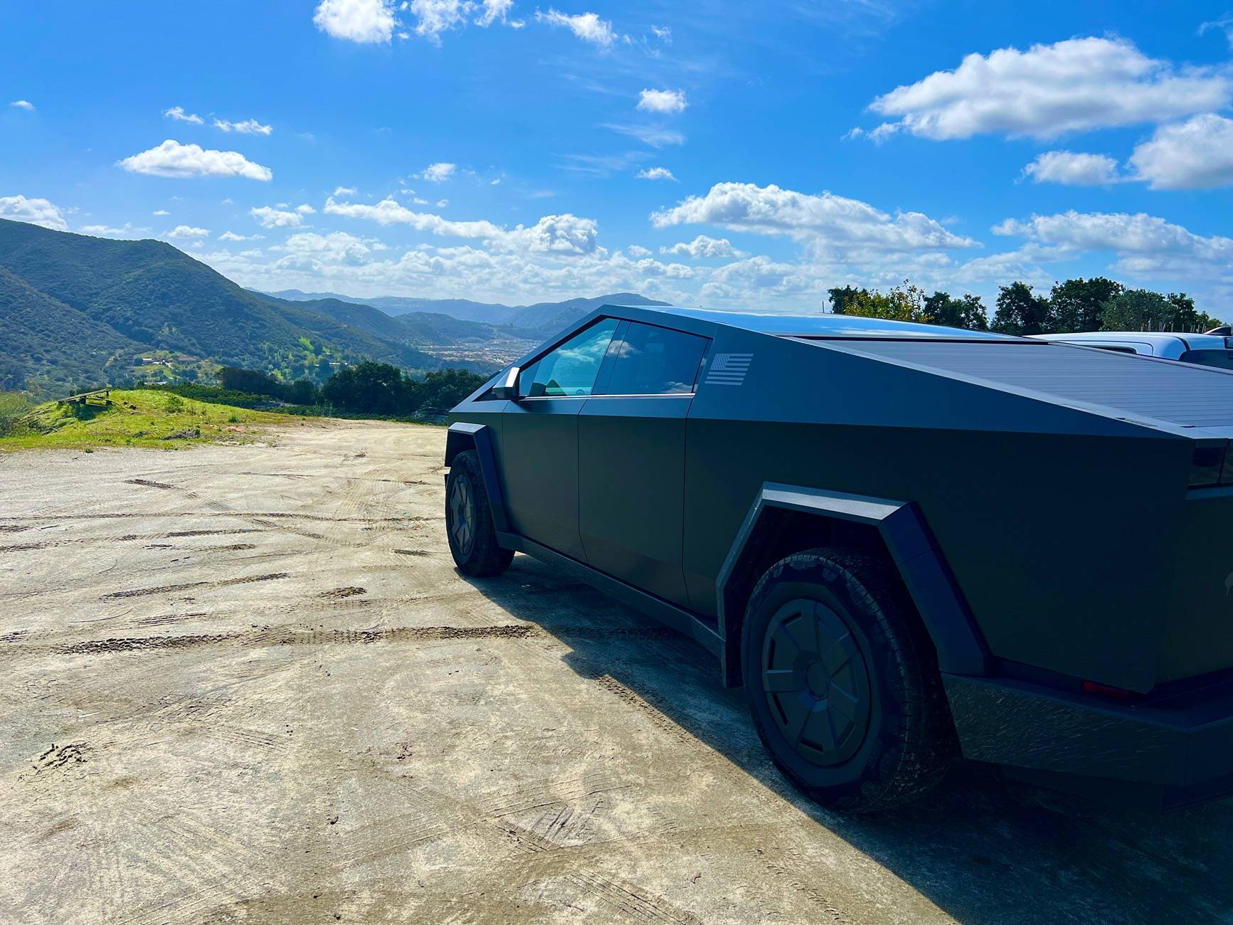 Tesla Cybertruck 🛻 BestEvMod May Giveaway – Let’s Roll. IMG_9780