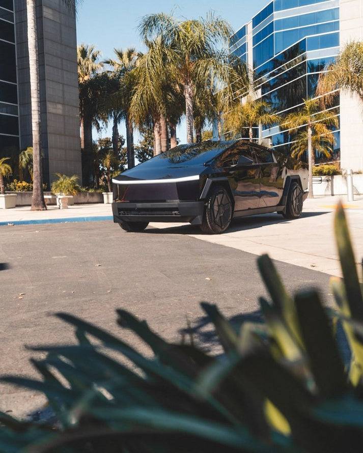 Tesla Cybertruck Daily random Cybertruck photos thread - Post Yours! 📸 🤳 hyper-gloss-midnight-purple-ppf-921189