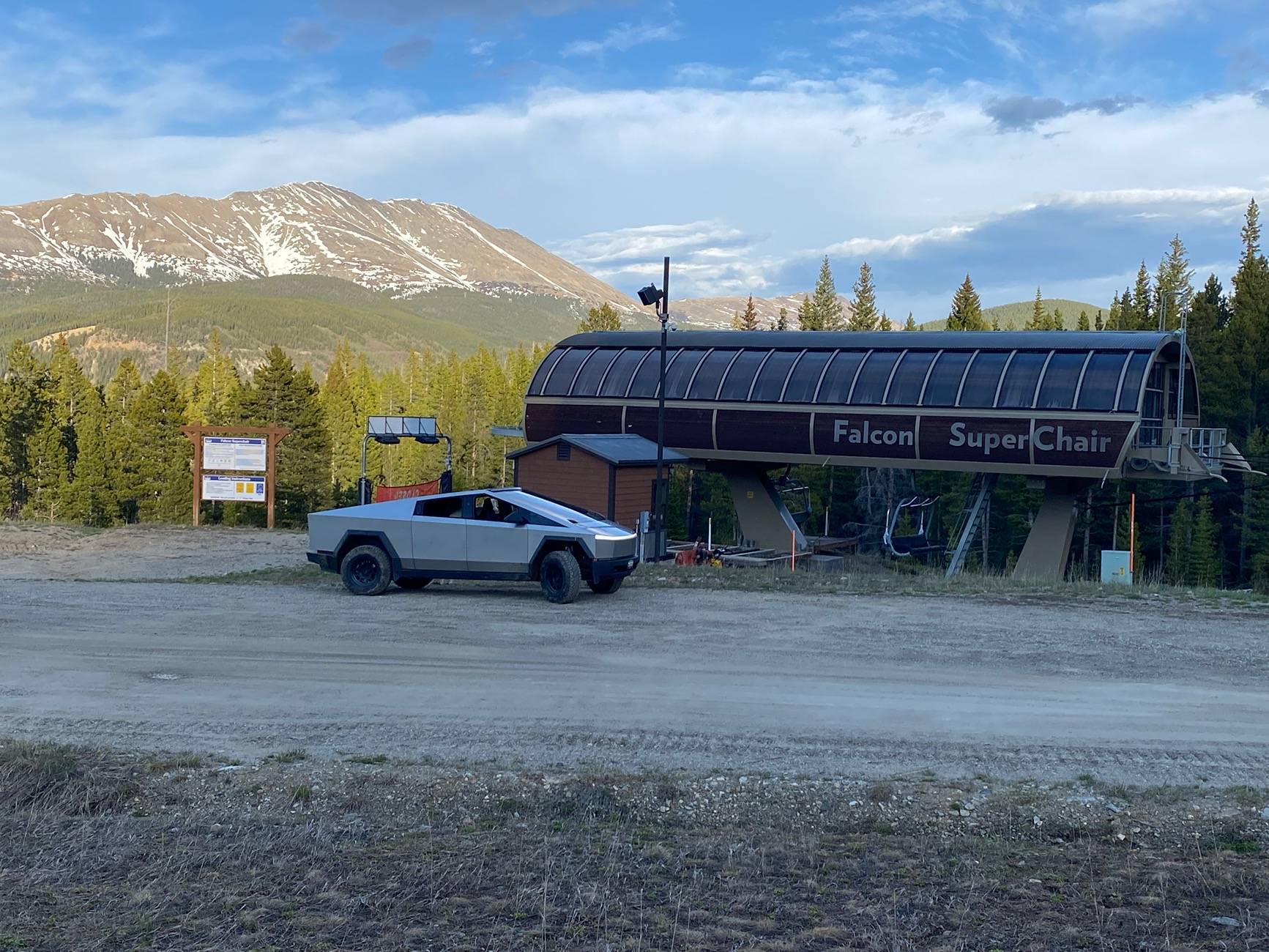 Tesla Cybertruck Daily random Cybertruck photos thread - Post Yours! 📸 🤳 IMG_1463