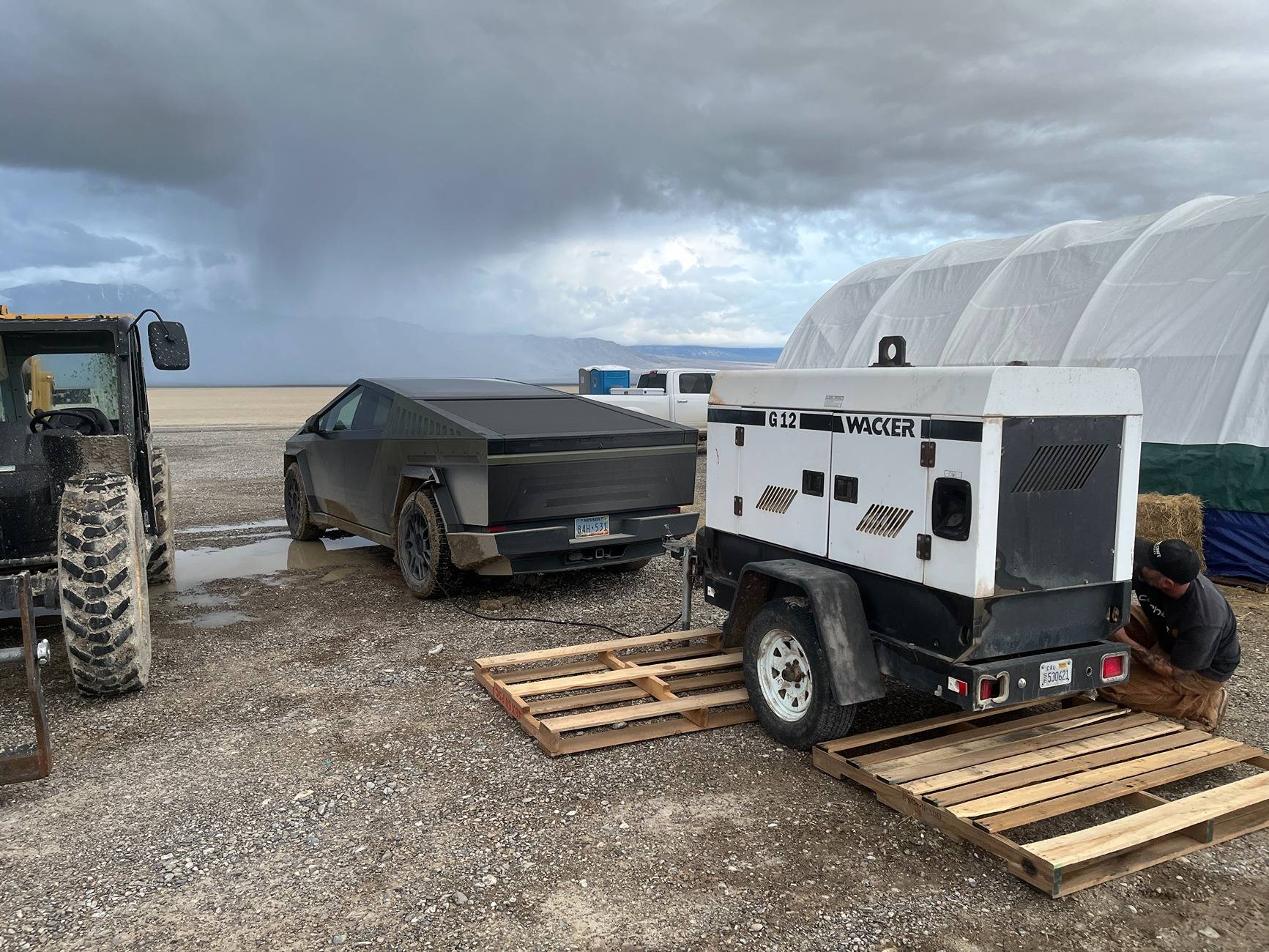 Tesla Cybertruck Daily random Cybertruck photos thread - Post Yours! 📸 🤳 IMG_6626.JPG