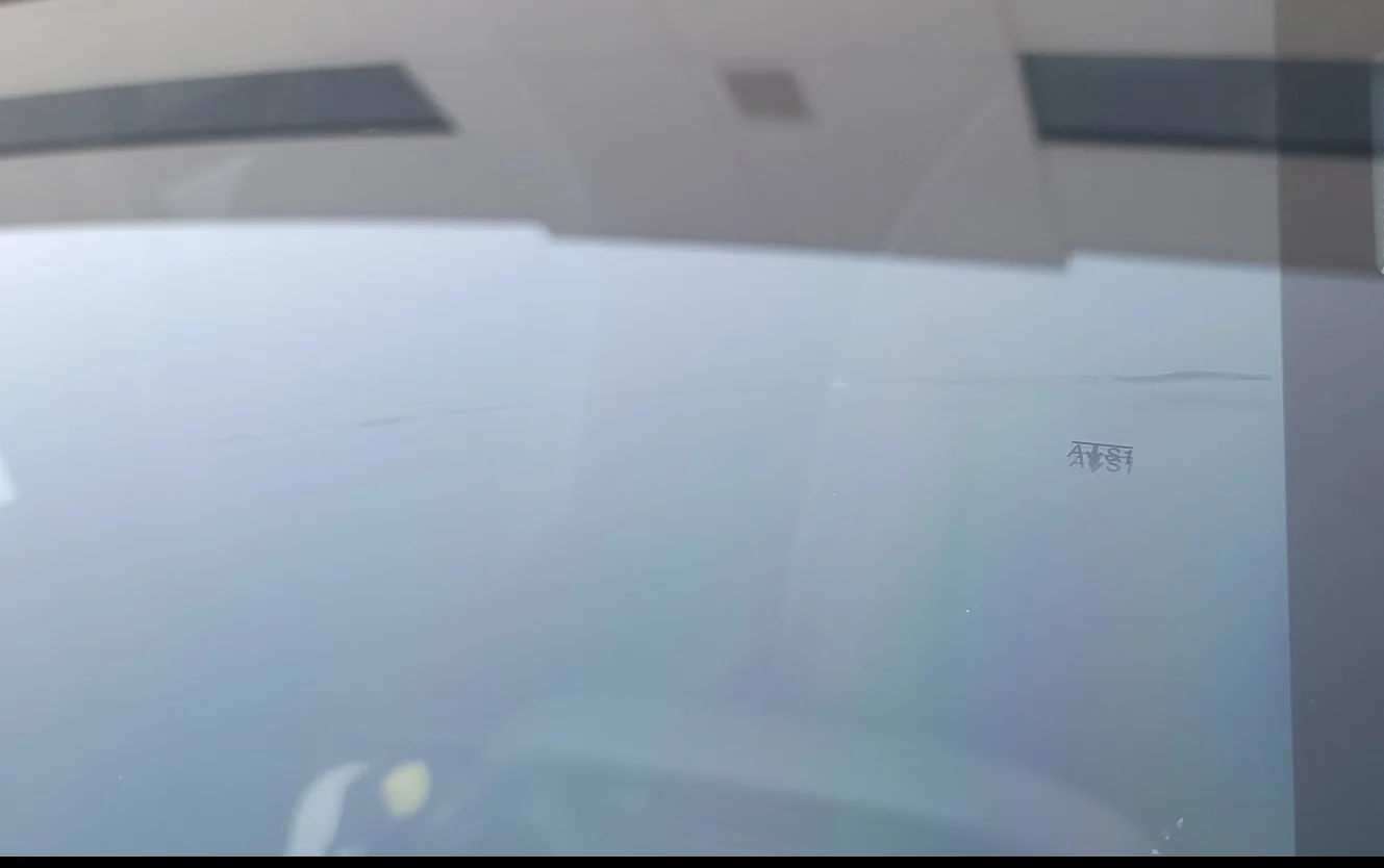 Tesla Cybertruck Lightbar with Cracked Windshield 1748955911859-w1