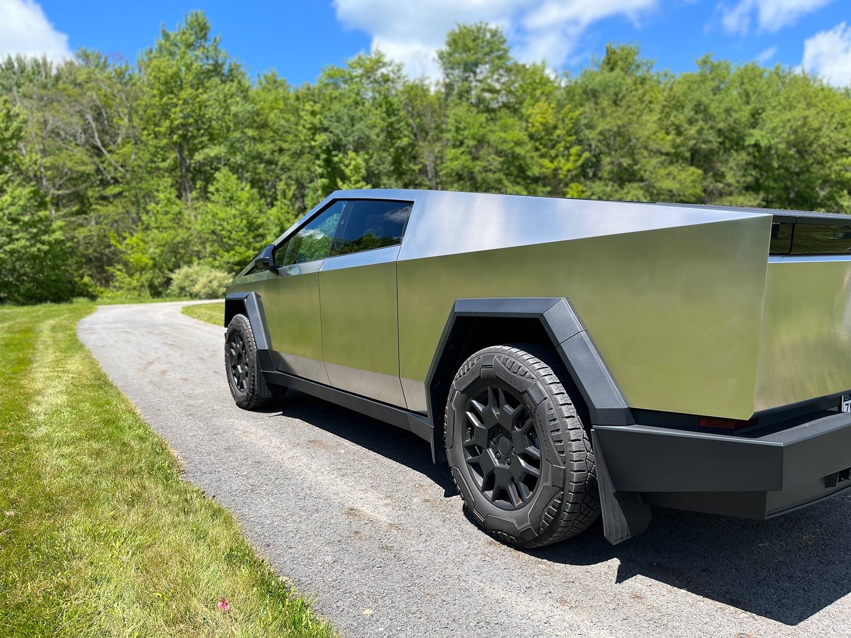 Tesla Cybertruck 📸Post Your June Cybertruck Photos Here! (RWCev CTOTM Giveaway Contest) IMG_2293