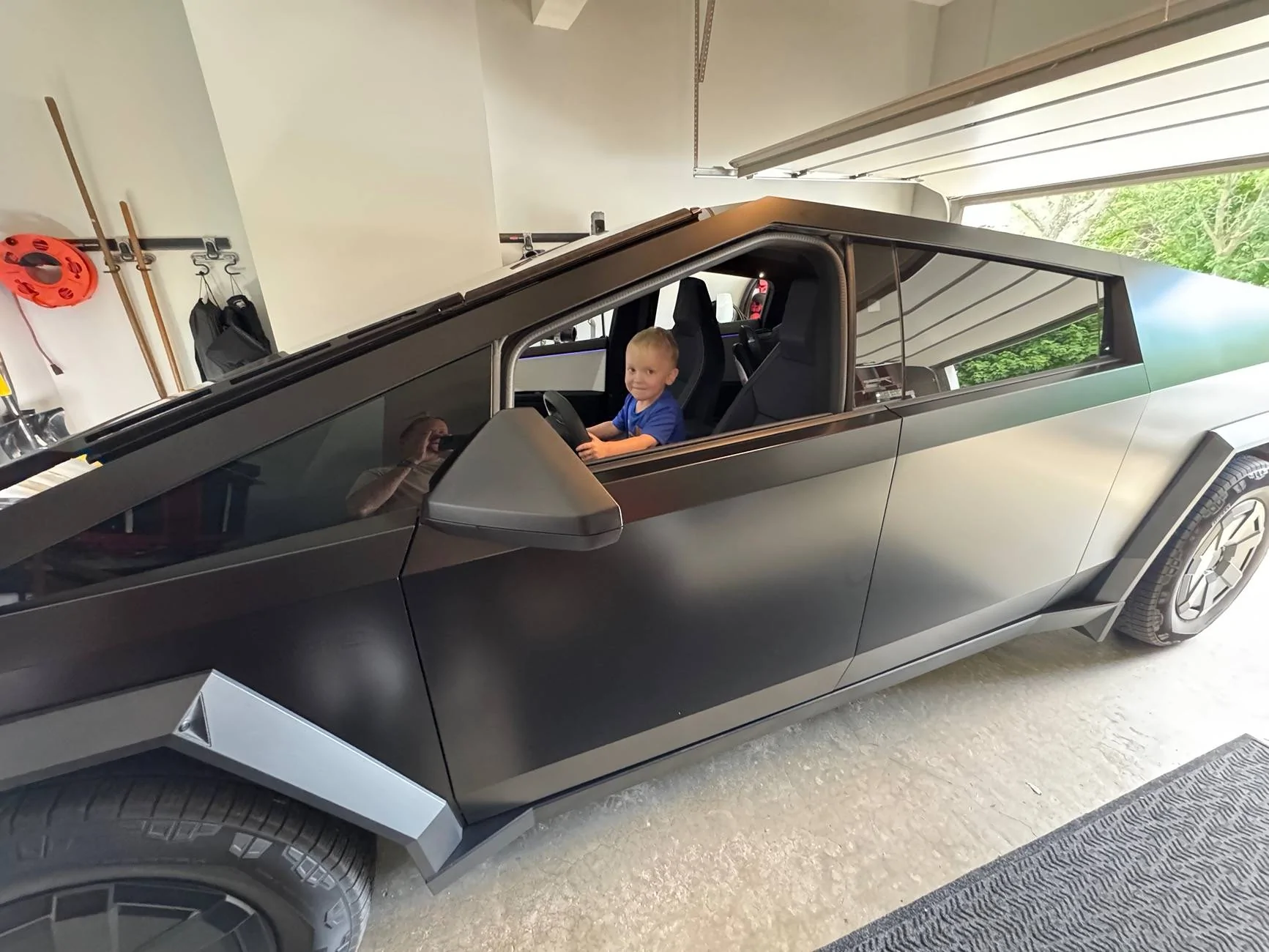 Tesla Cybertruck 📸Post Your June Cybertruck Photos Here! (RWCev CTOTM Giveaway Contest) IMG_2563