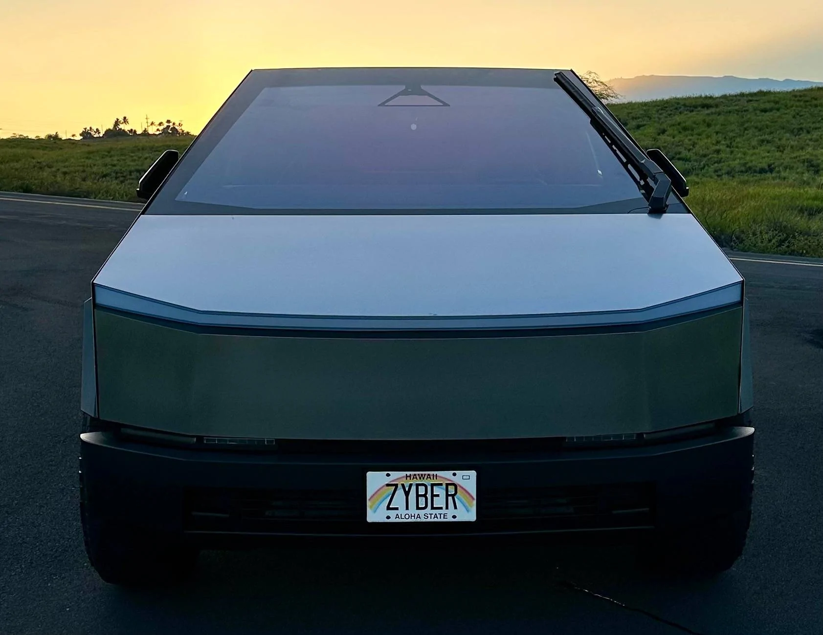 Tesla Cybertruck What Did You Name / Nickname Your Cybertruck? 1749321836501-t1