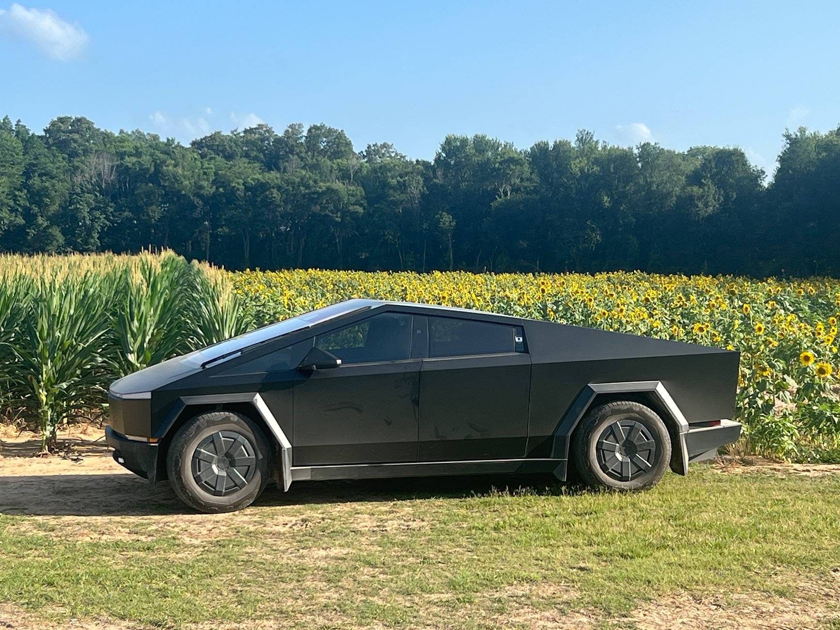Tesla Cybertruck 📸Post Your June Cybertruck Photos Here! (RWCev CTOTM Giveaway Contest) IMG_7794