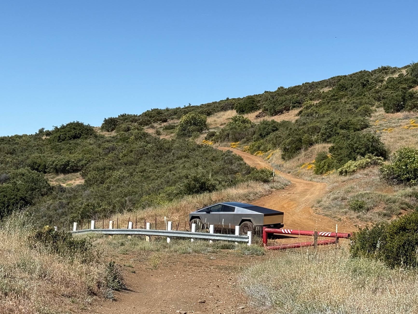 Tesla Cybertruck First trail with my 2025 Cybertruck on 37s (pics & video) IMG_0601