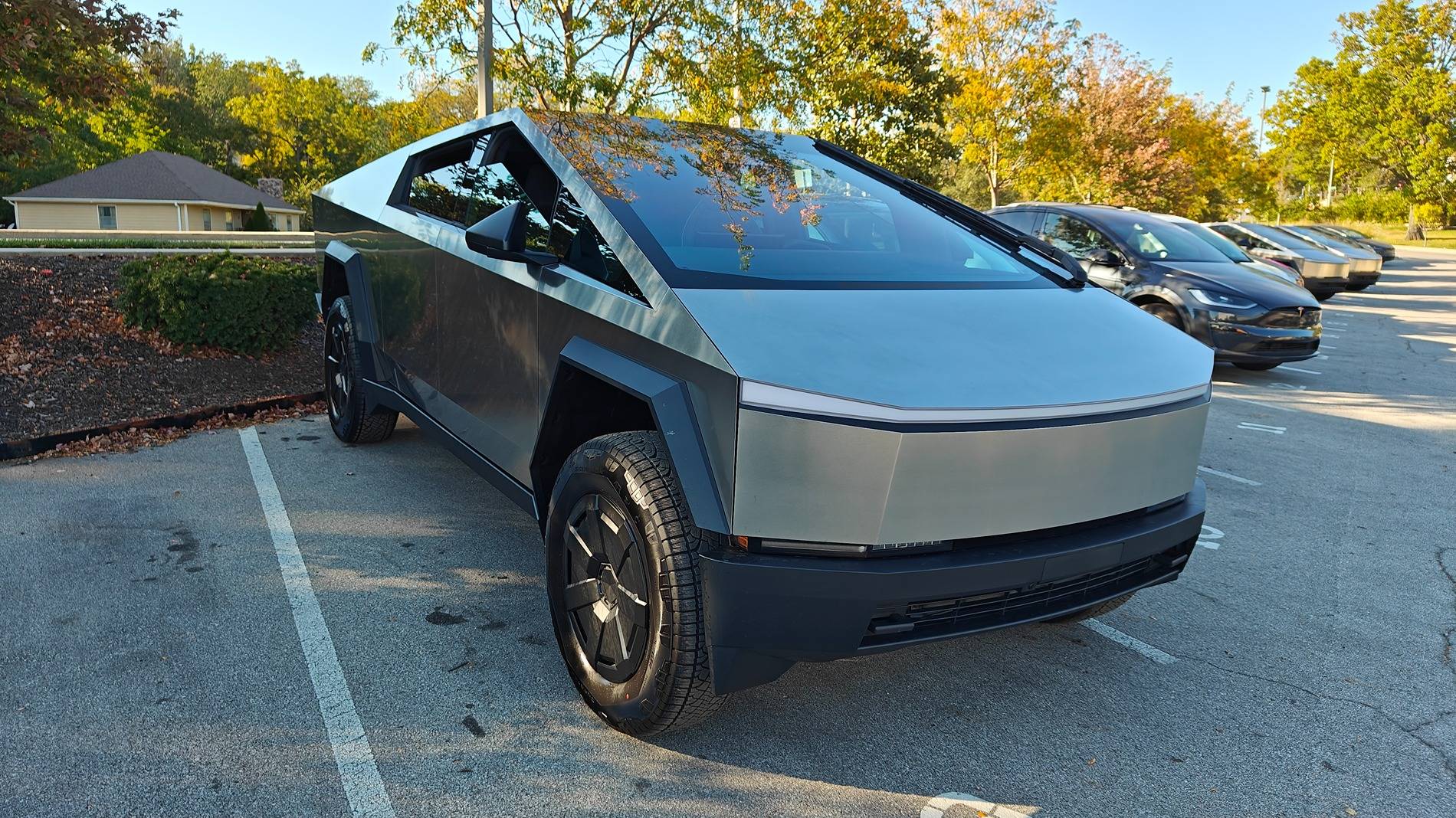 Tesla Cybertruck Please tell me I’m not the only one to discover this… IMG20241014162752
