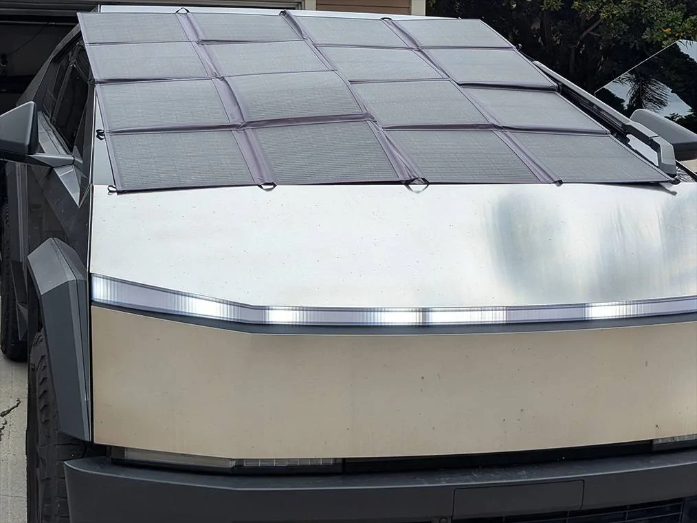 Tesla Cybertruck 😎 New 200W Solar Hood Panel Launched by CYBERTRUCKco! 400w-solar-blanket-windshield