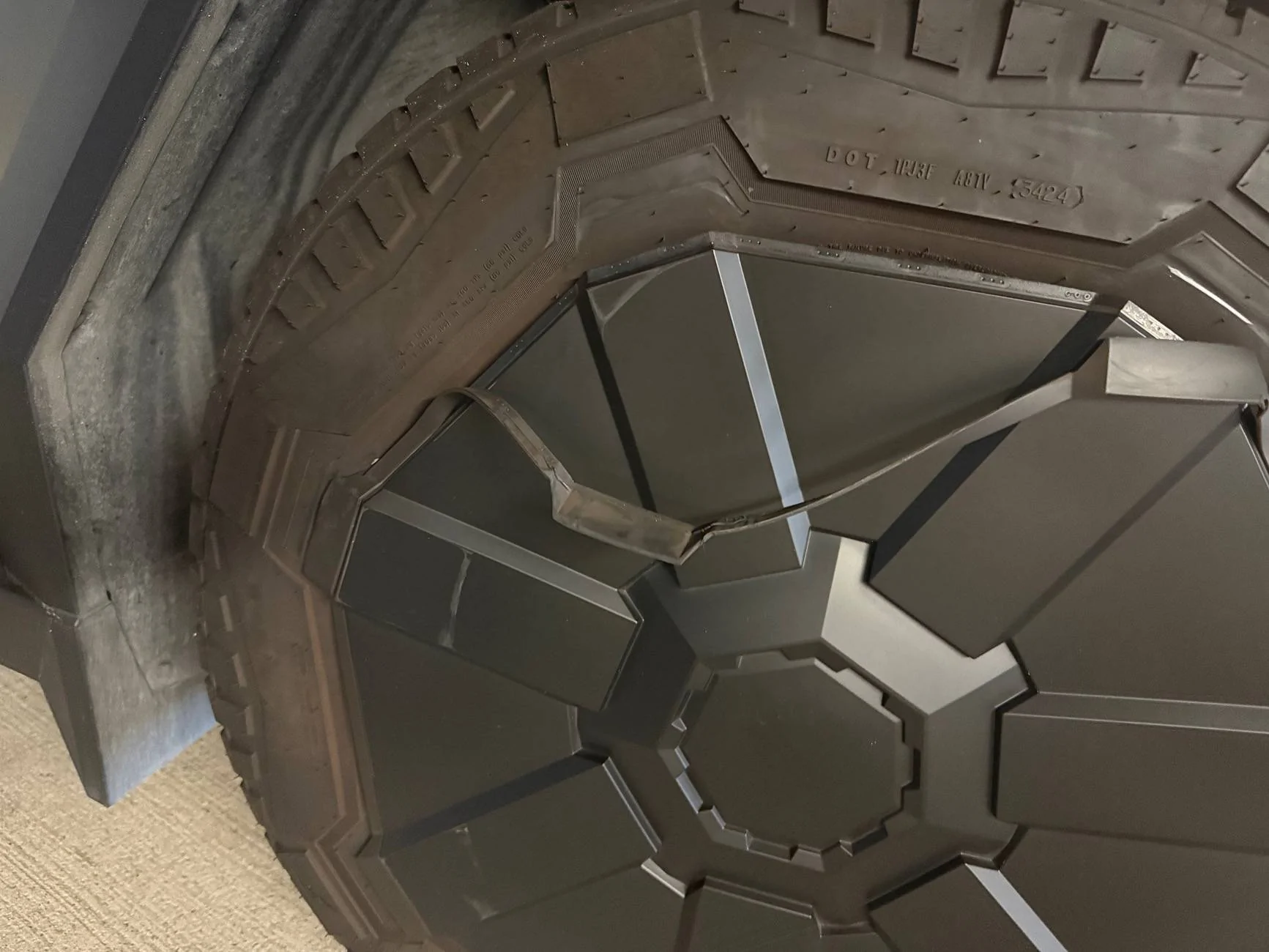 Tesla Cybertruck New wheel cover trim separating! IMG_8825