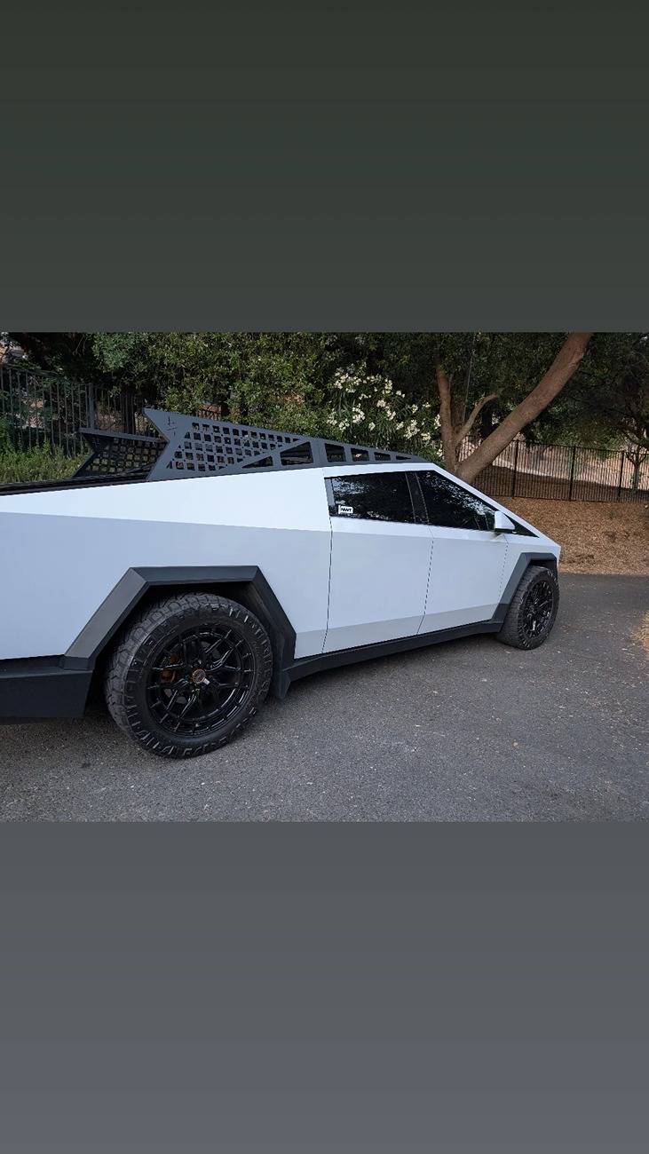 Tesla Cybertruck Mars Adventure Rack installed IMG_20250612_205053_786