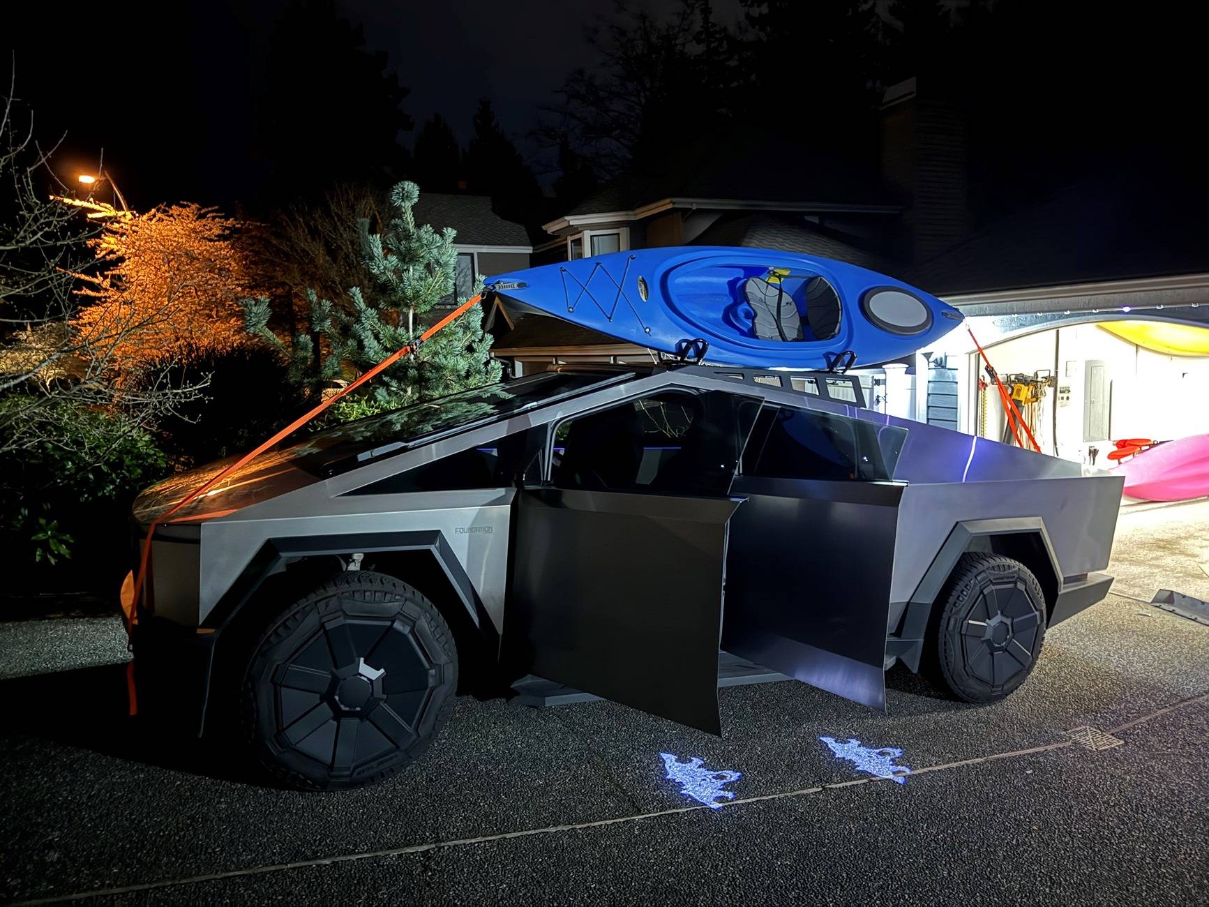 Tesla Cybertruck Mars Adventure Rack installed kayak 1
