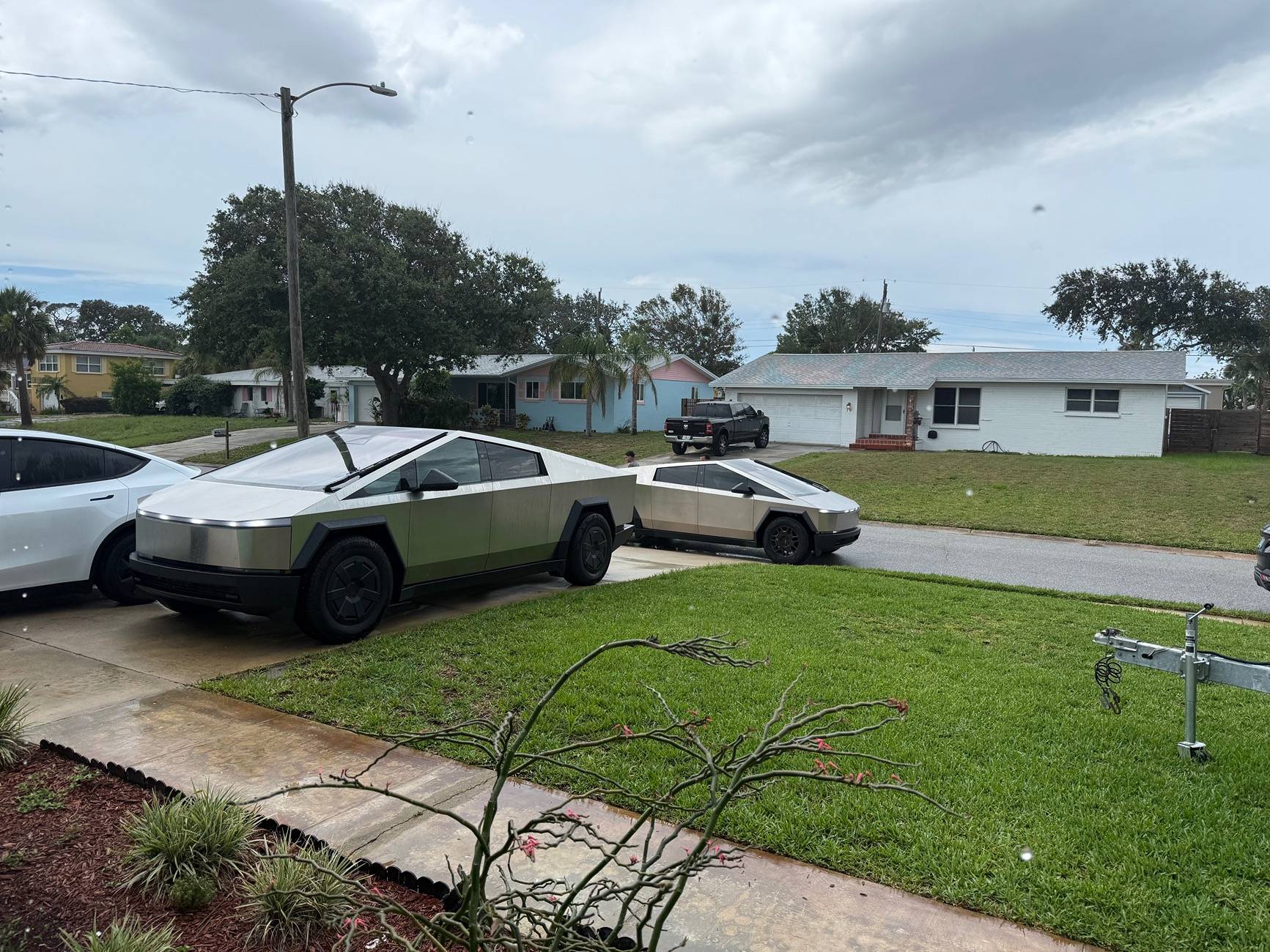 Tesla Cybertruck 🎁 BestEvMod’s June Giveaway for Cybertruck Owners! IMG_4545