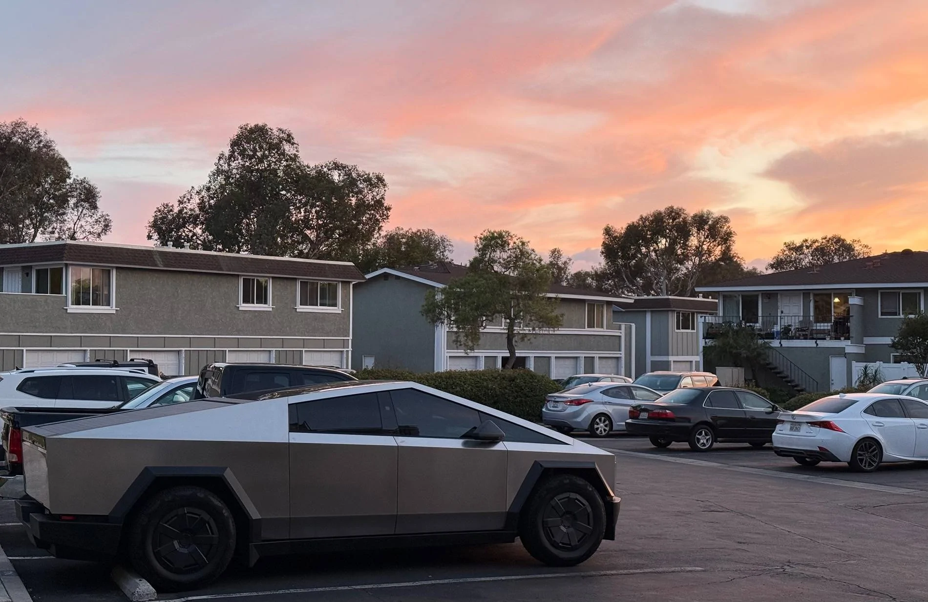 Tesla Cybertruck 🎁 BestEvMod’s June Giveaway for Cybertruck Owners! 1750164624259-ty
