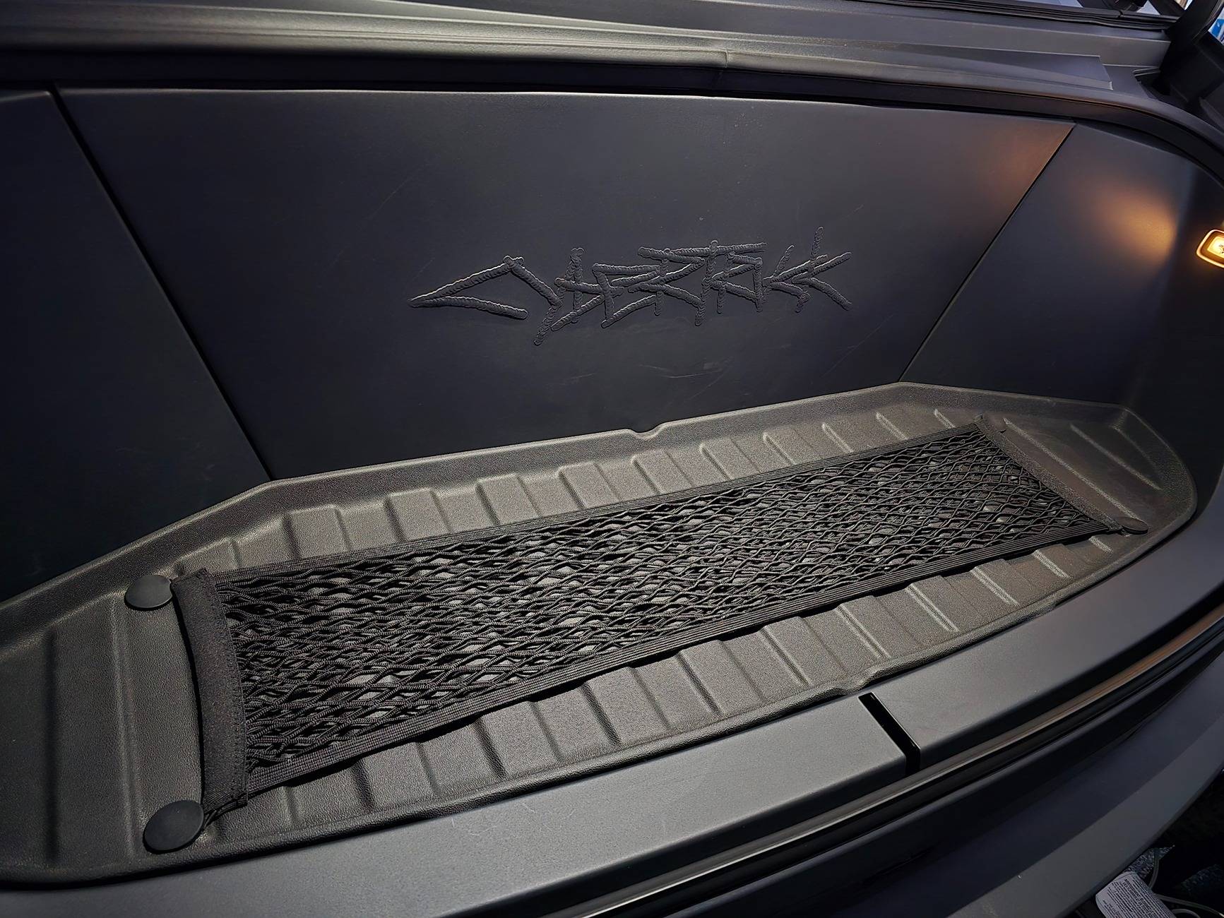 Tesla Cybertruck L-Track compatible frunk mat?? 1000030020