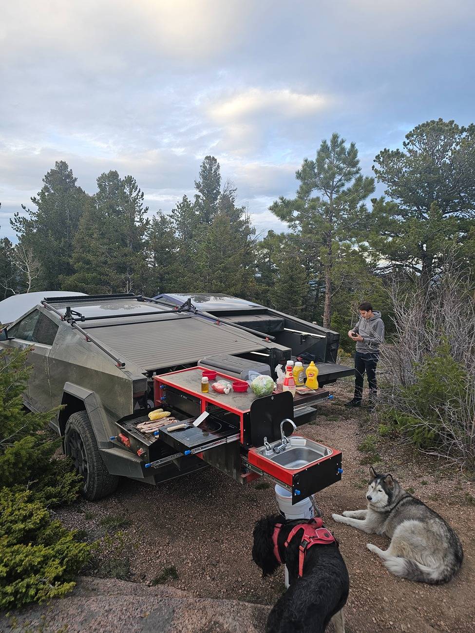 Tesla Cybertruck Can we still call off grid camping in the Cybertruck Boondocking? 20250516_194131